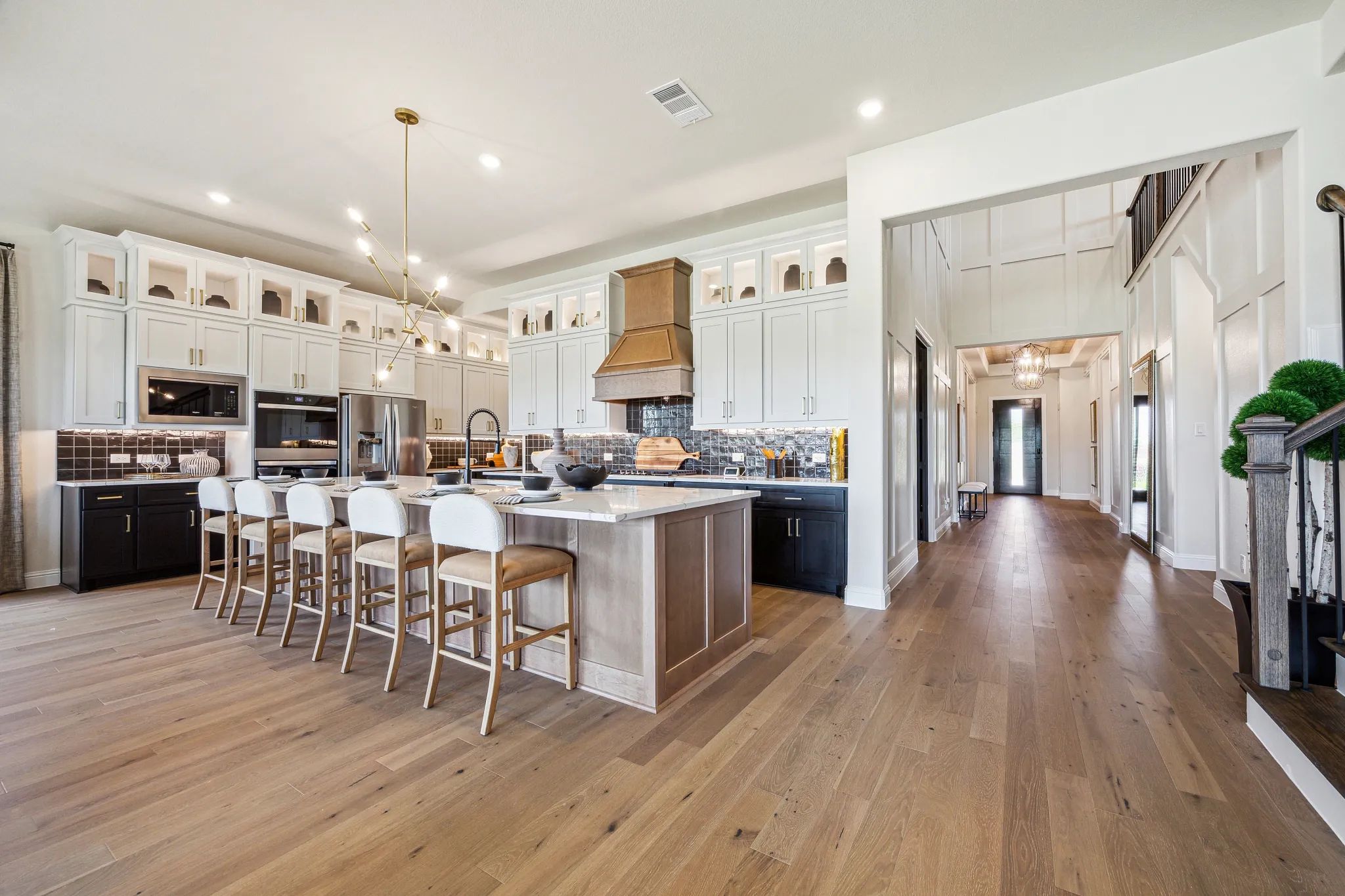 Plan 5042 kitchen - staged
