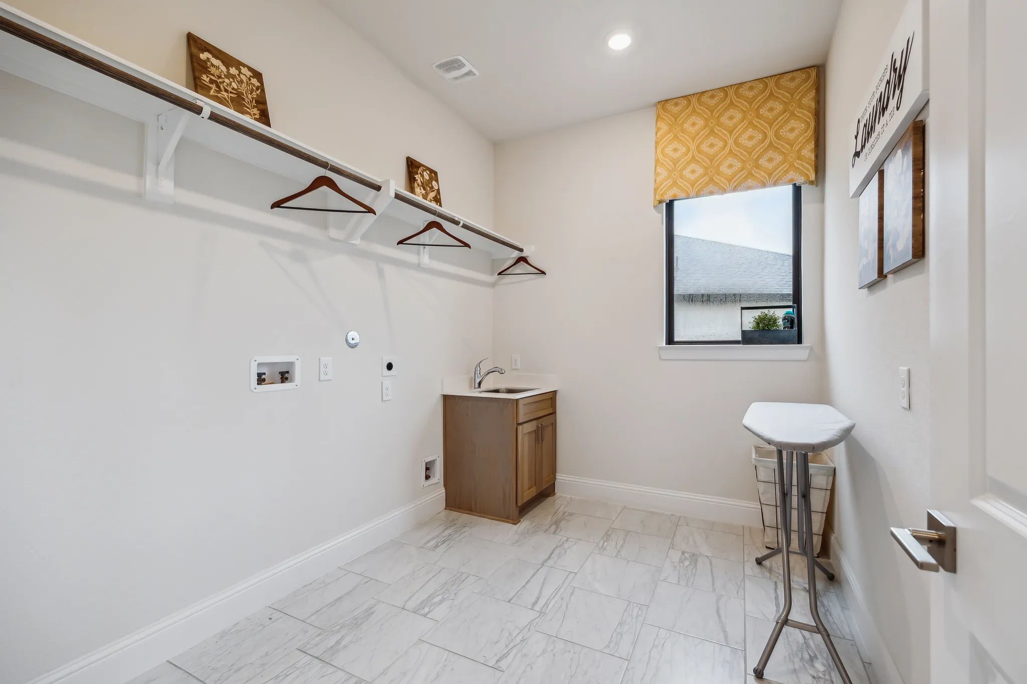 Plan 6020 laundry room - staged