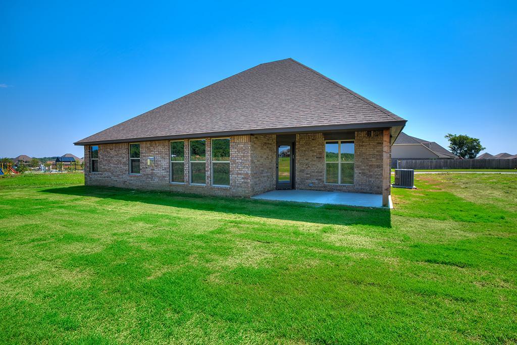 Cadence Parade Home Back - PH