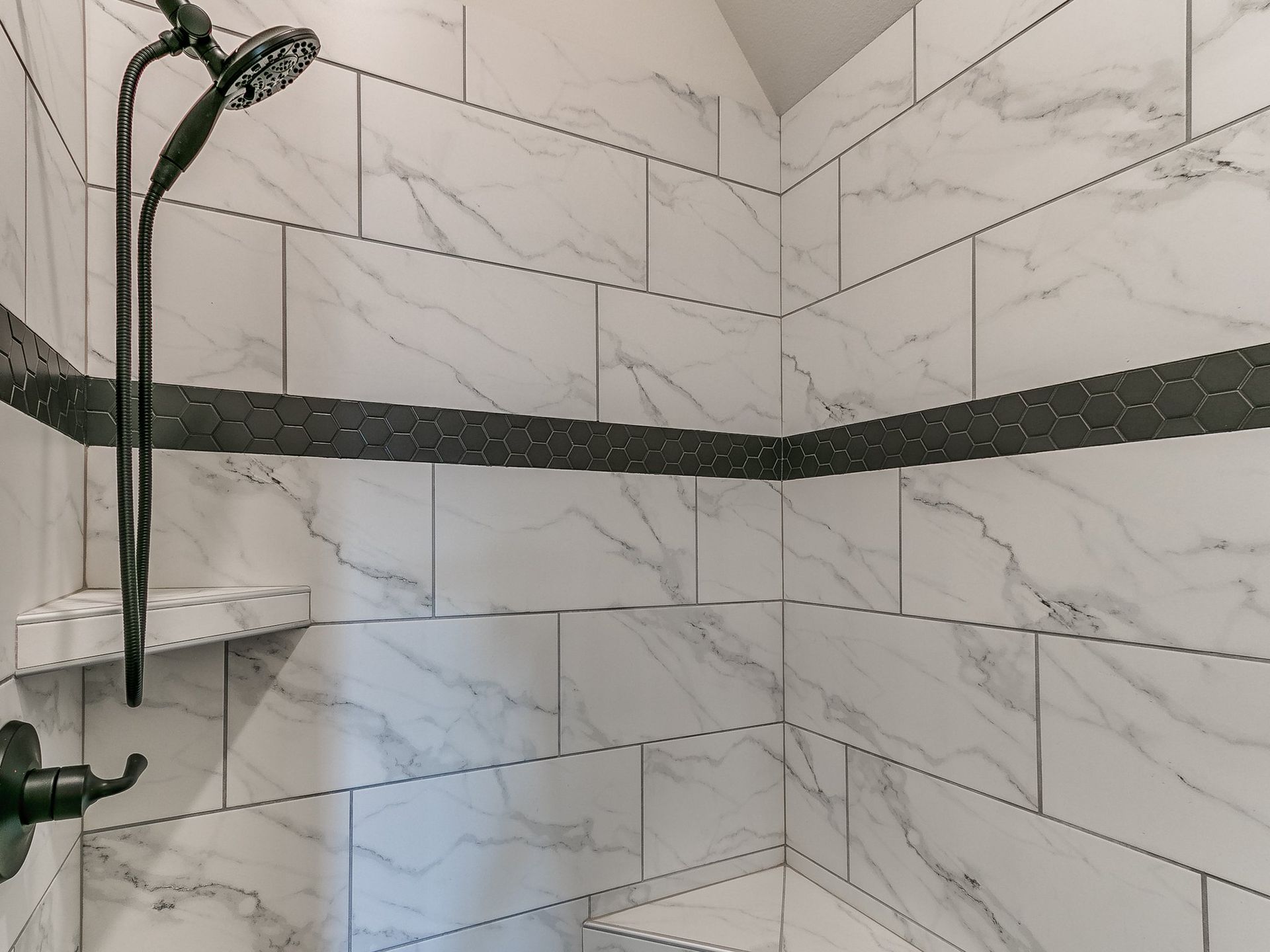 Bailey master shower