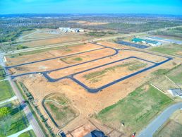 Henson Square Community Image