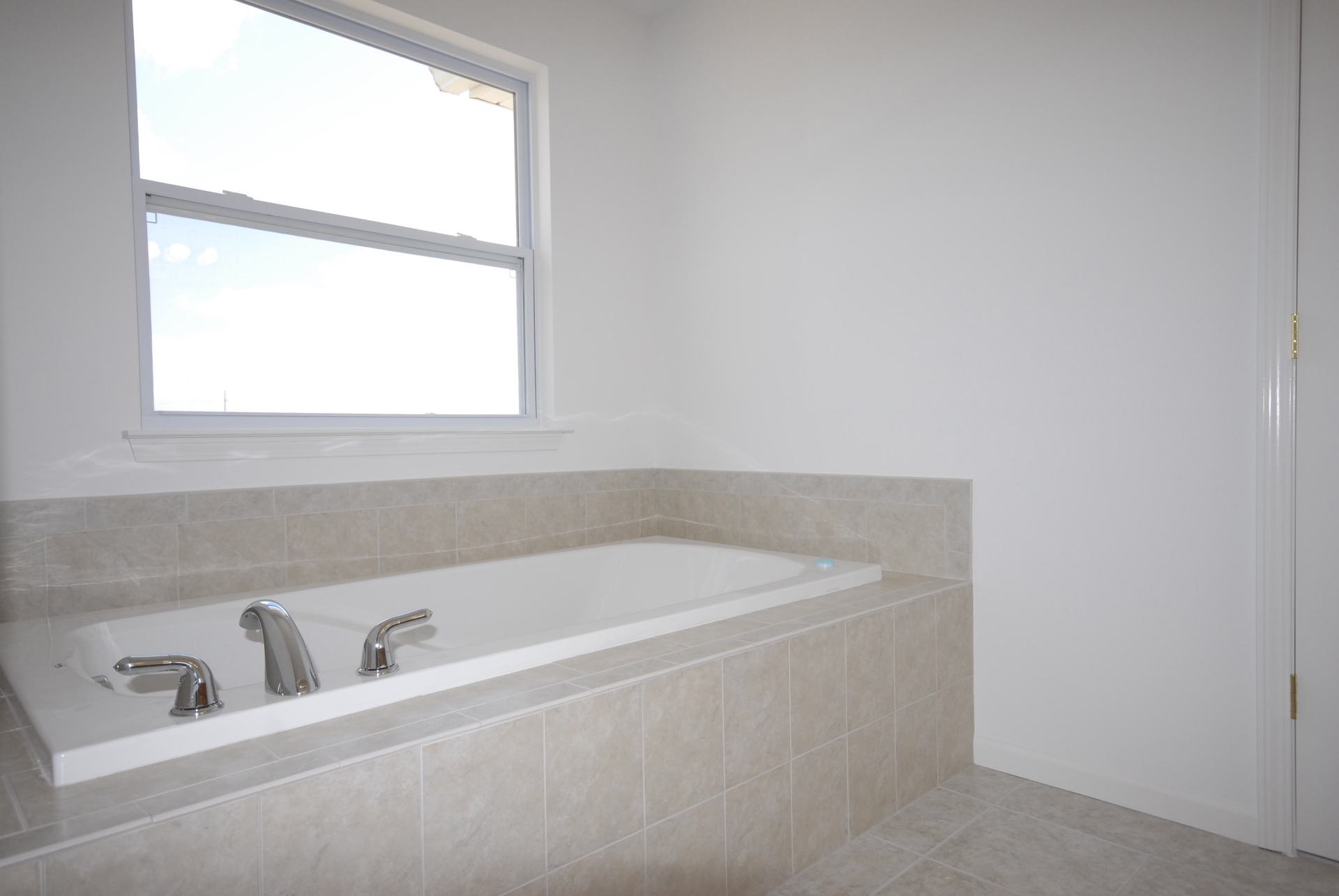 soaking tub