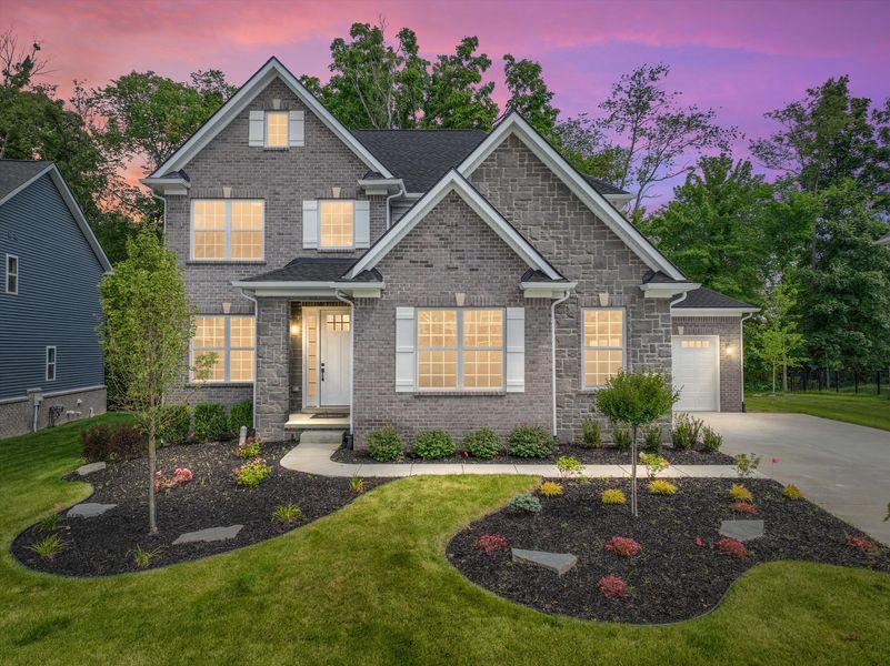 375 Amelia Circle. South Lyon, MI 48178