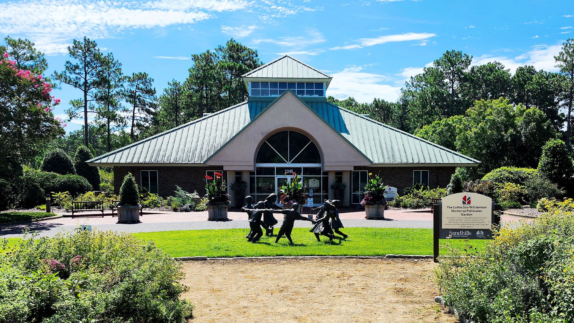 Sandhills Horticultural Gardens