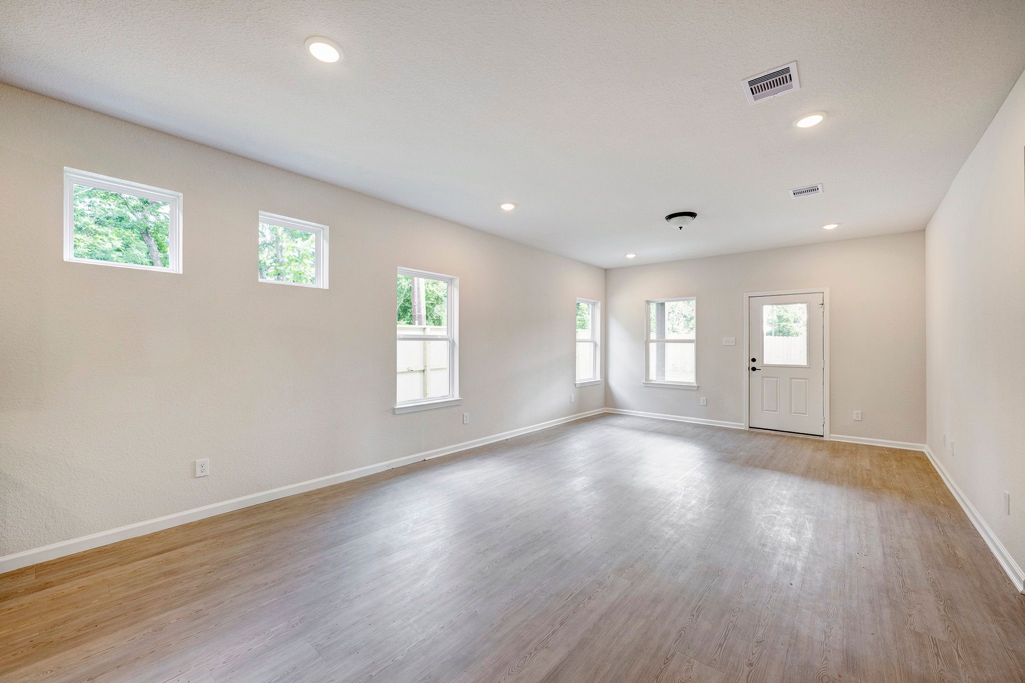 The Davenport II- Family Room