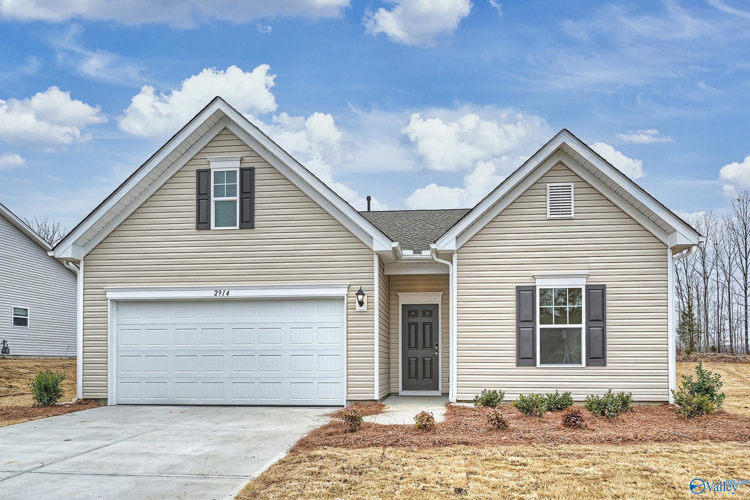 The Bradley - Abbey Brook: Athens, Alabama - Smith Douglas Homes