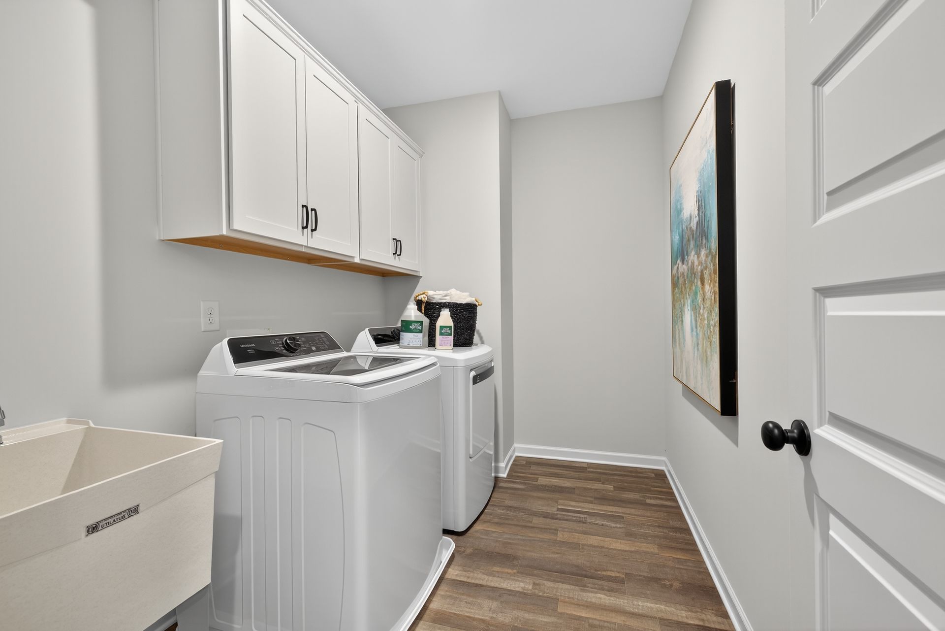 The James - Laundry Room