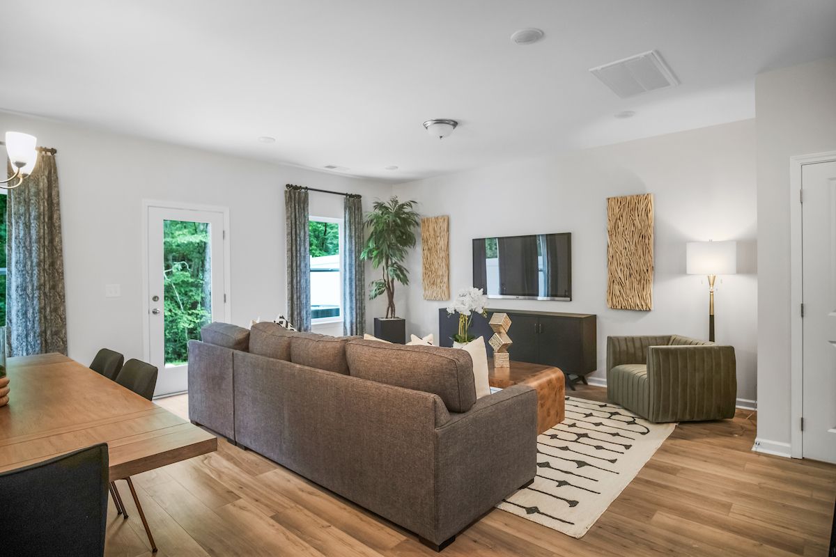 Sonoma - Family Room