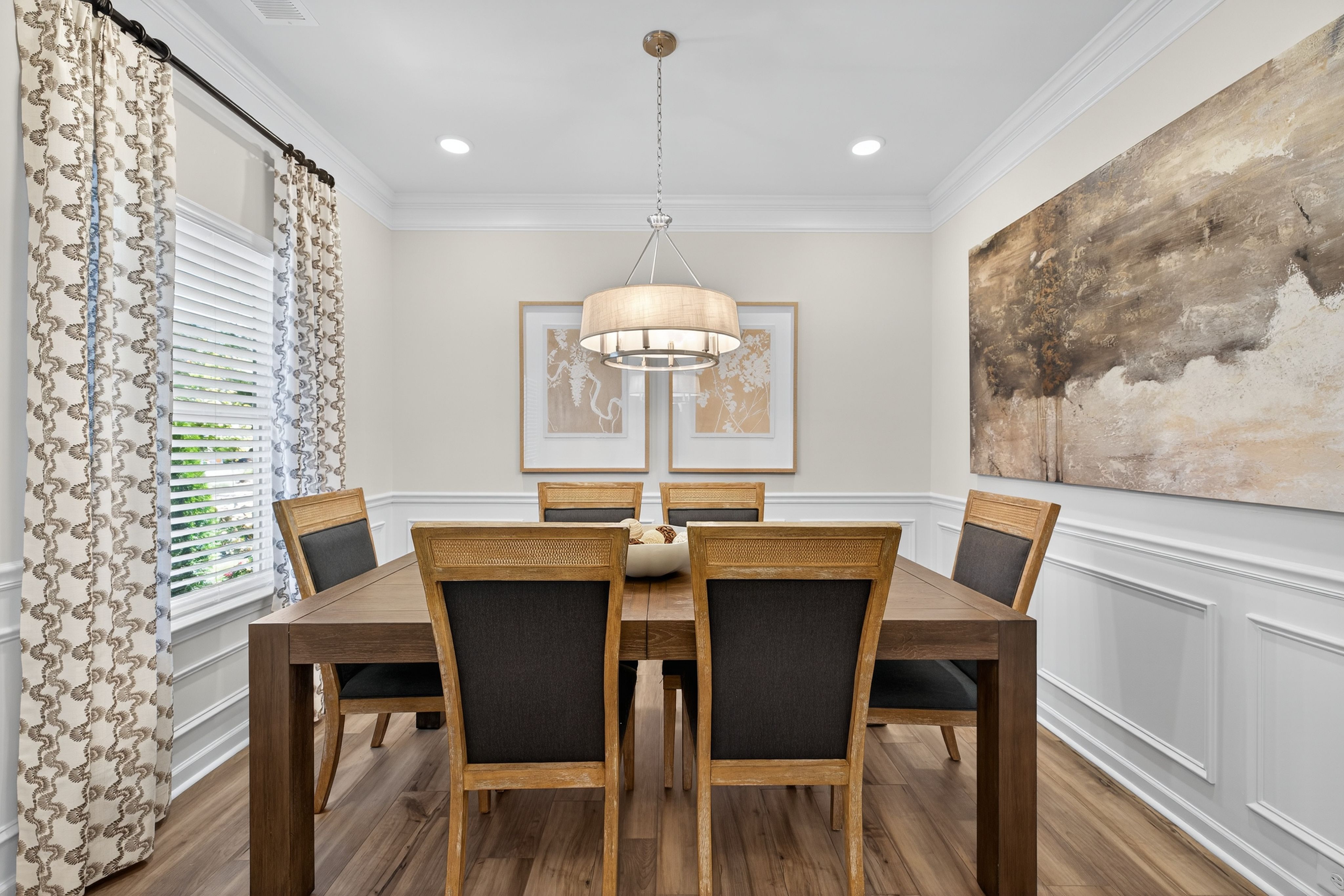 The Coleman - Living Room