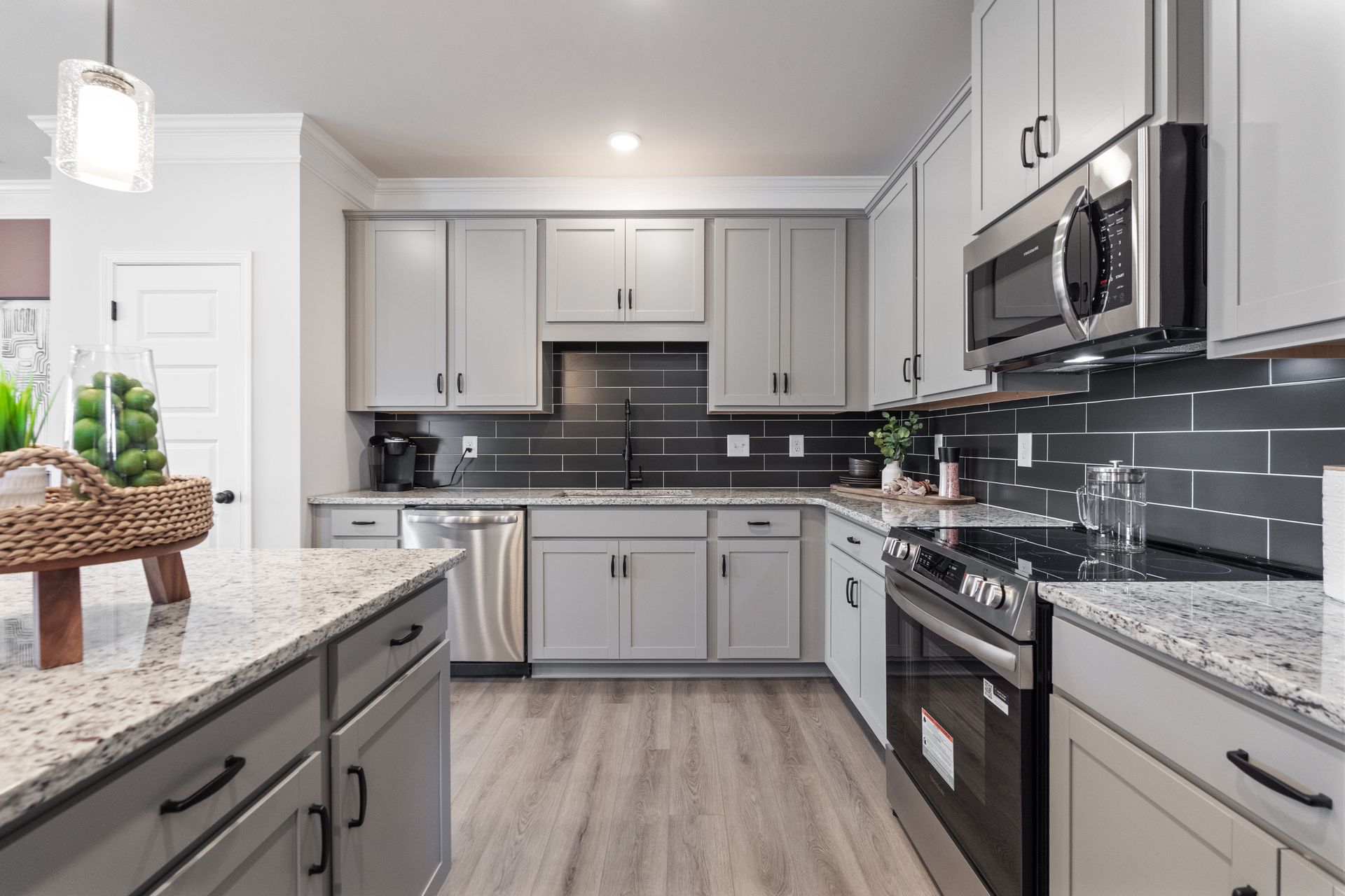 The Ellison II - Kitchen