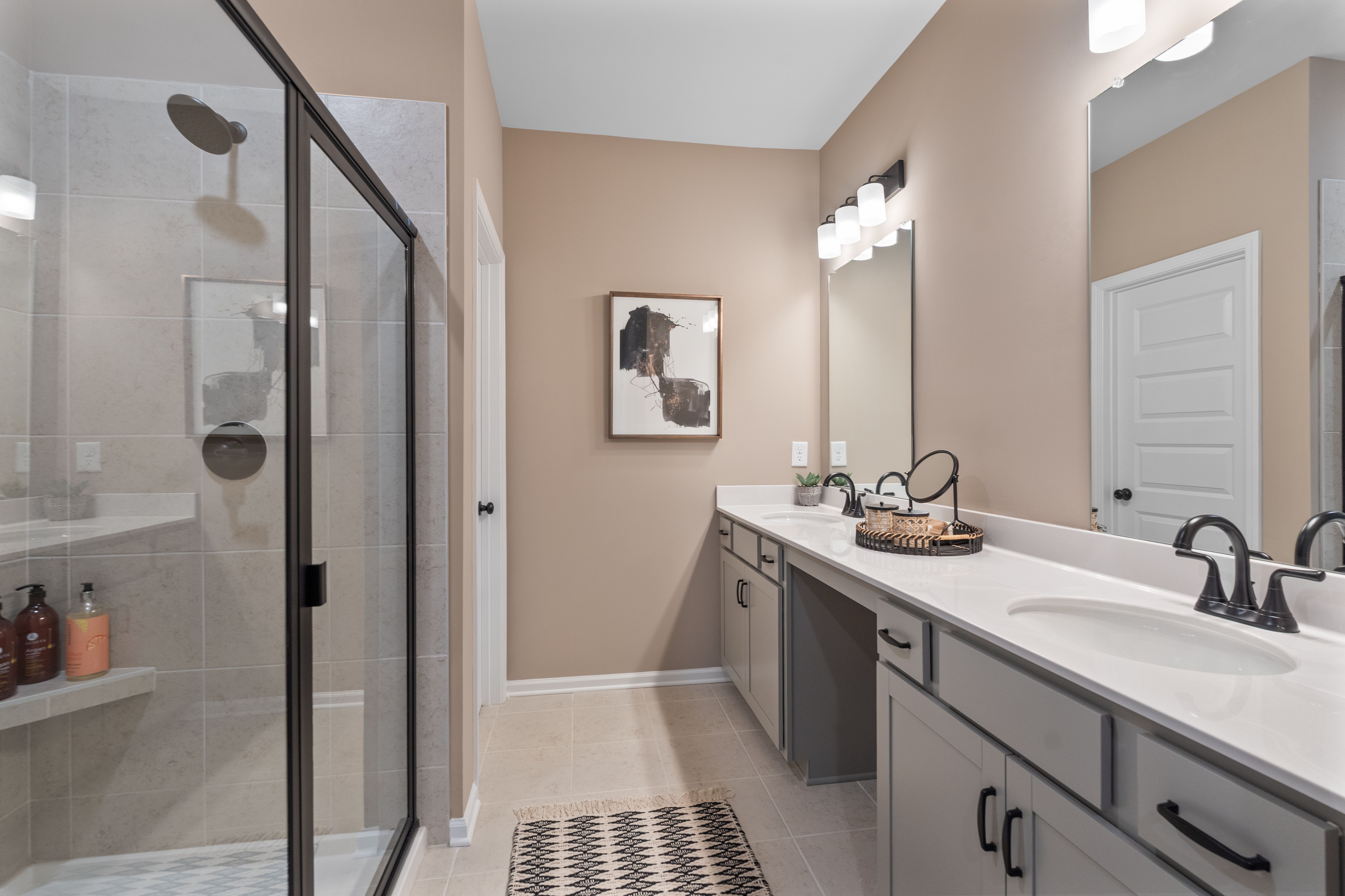 The Ellison II - Owner's Bath