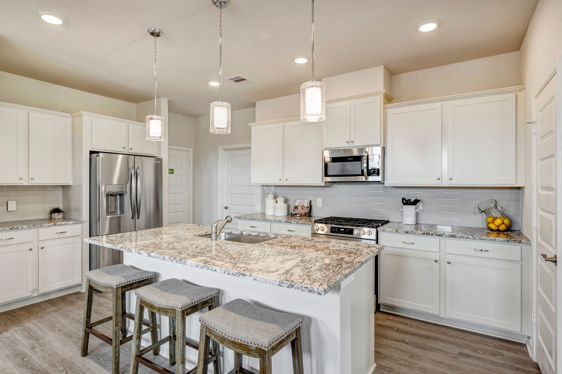 The Robin II- Kitchen with Ample Countertop and Cabinet Space