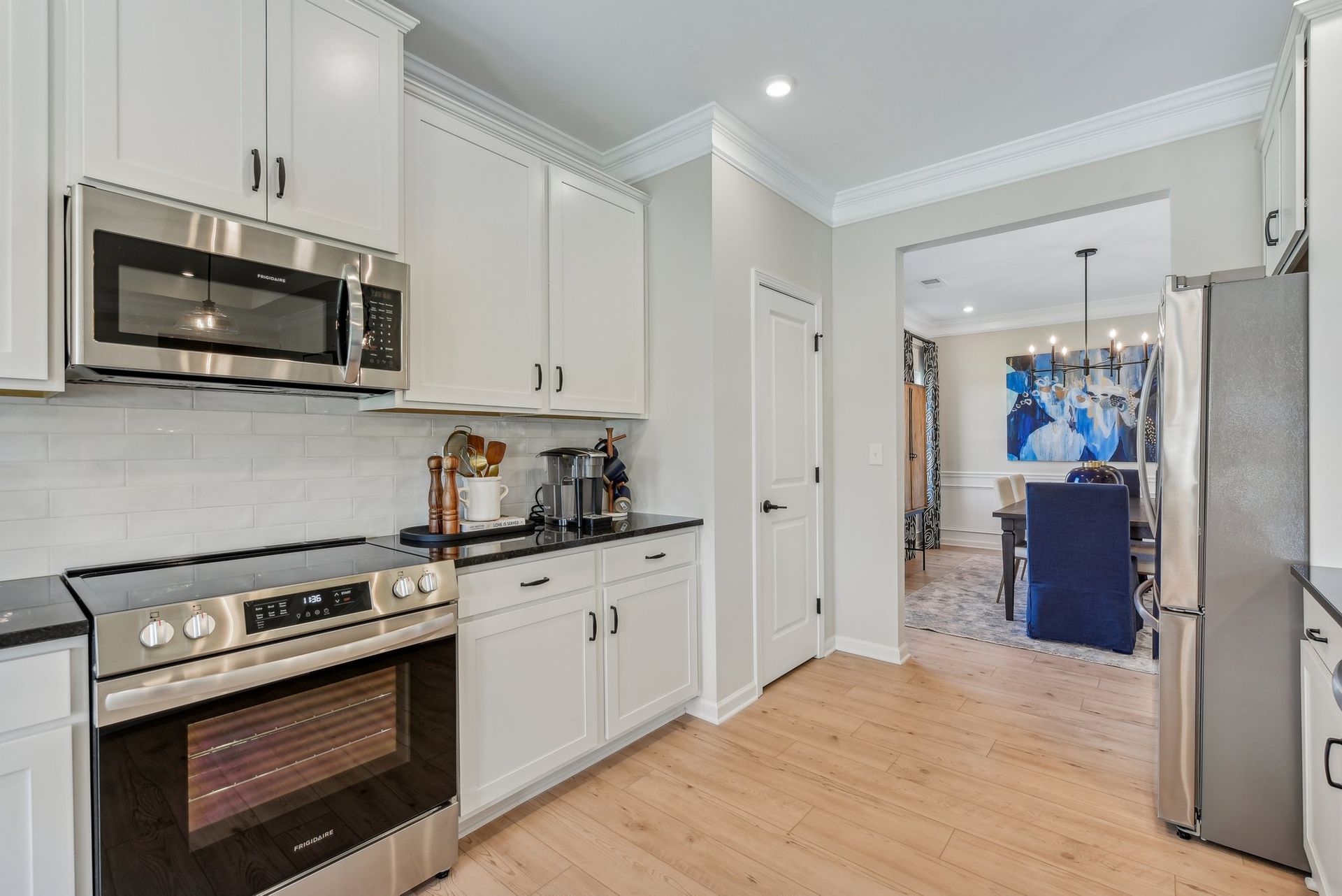 The Avery - Kitchen