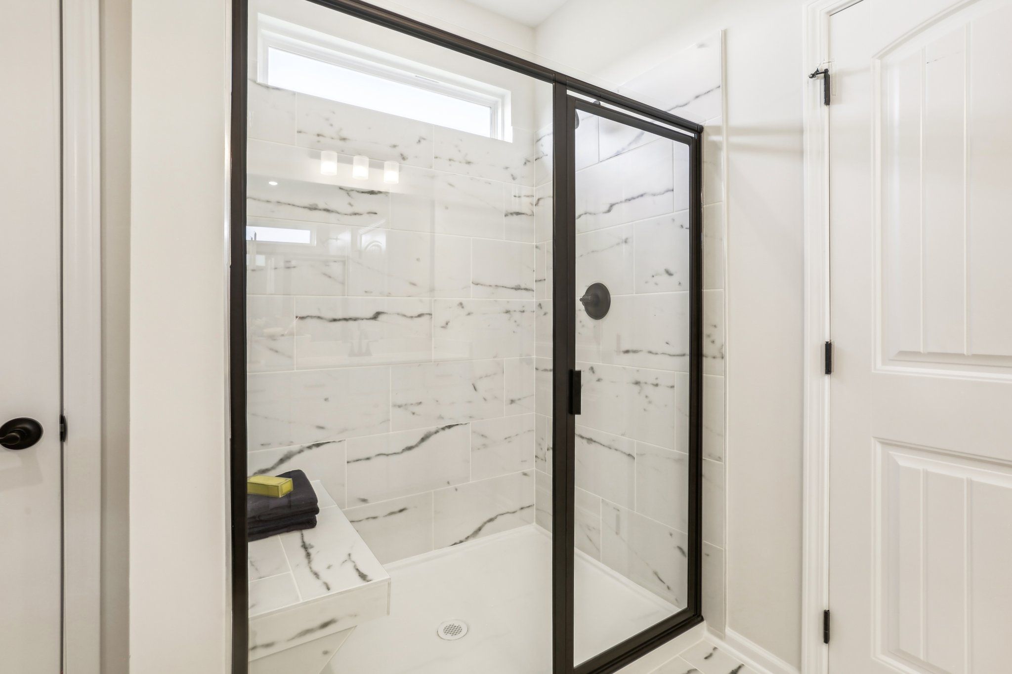 The McGinnis - Primary Bath