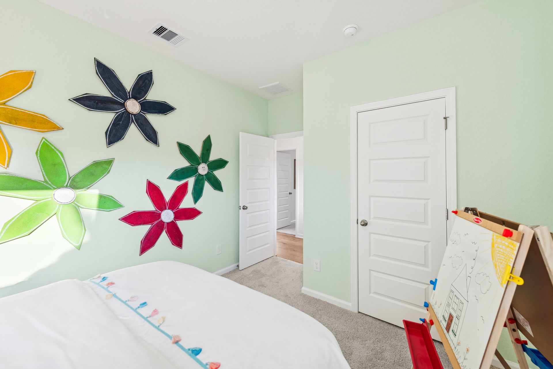 The Mockingbird II- Bedroom 3