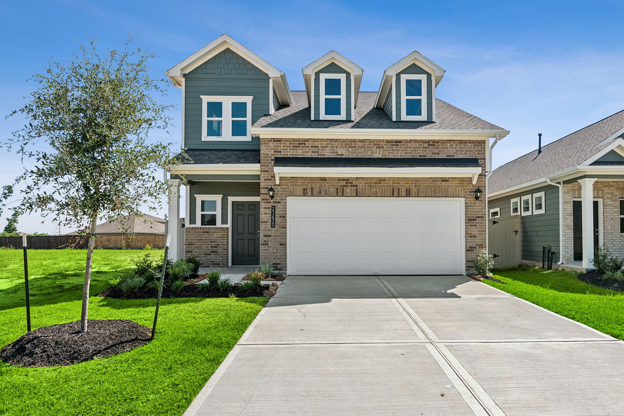 The Robin II- Elevation D