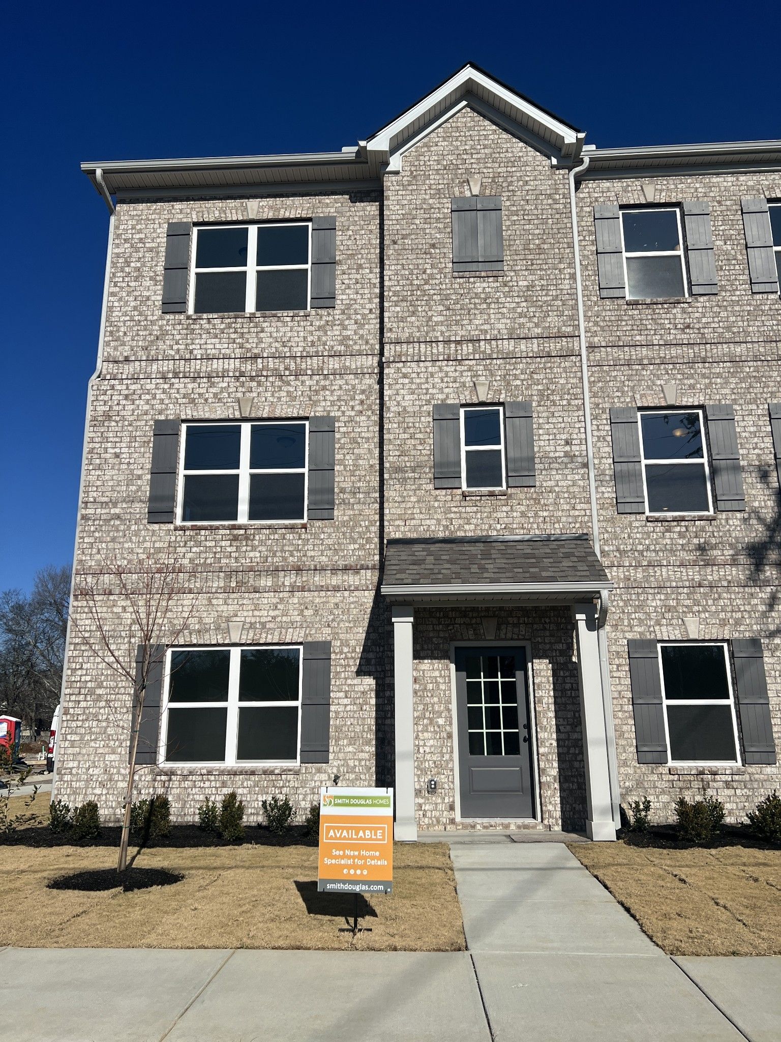 The Radcliffe - Sweetbriar Place: Lebanon, Tennessee - Smith Douglas Homes