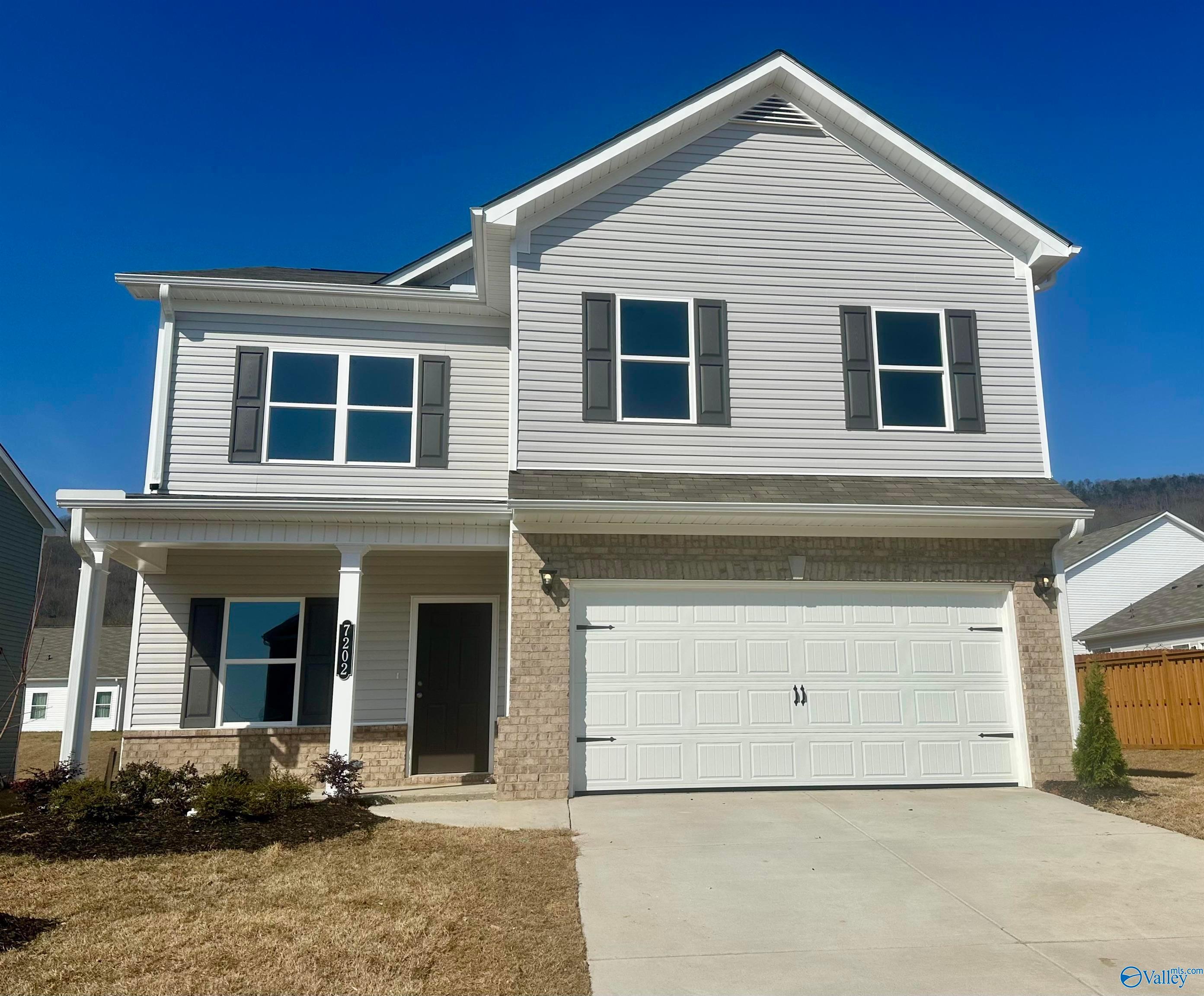 7202 Fox Glen Circle Se