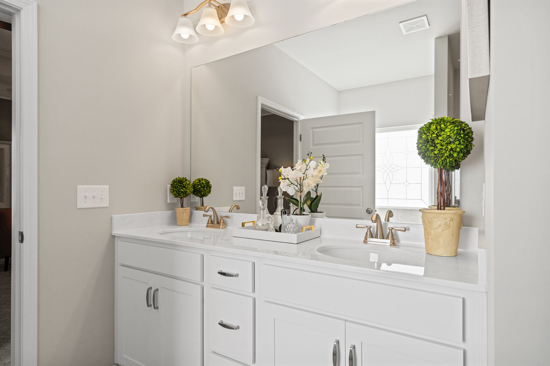 The Langford - Primary Bath
