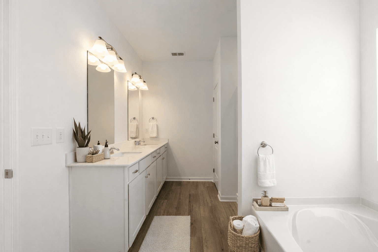 The Braselton Primary Bath Staged