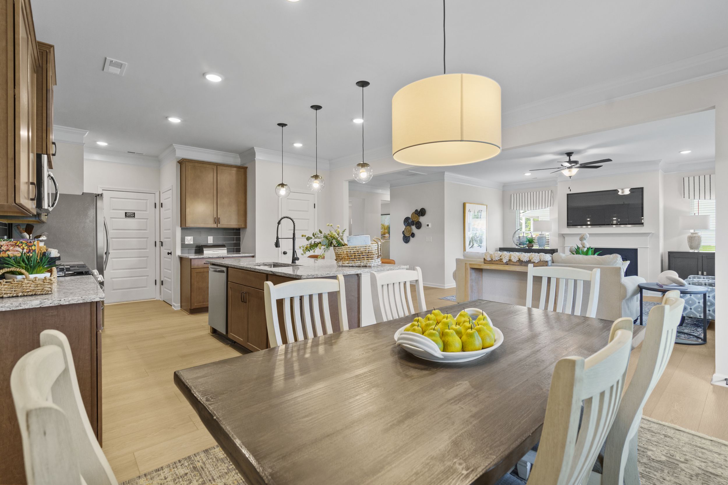 The Harrington - Breakfast Nook