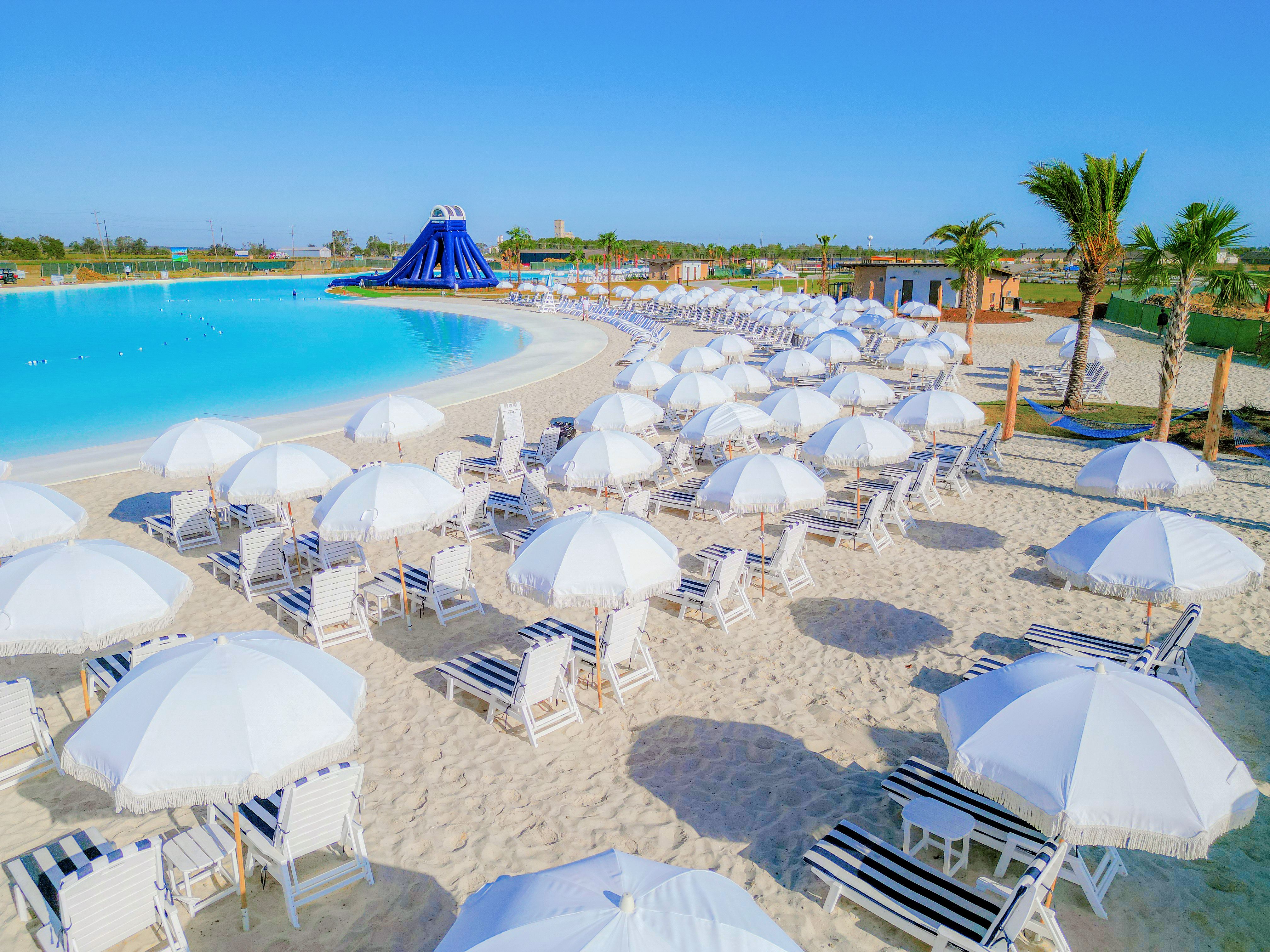 Angel Lagoon with white sand beach