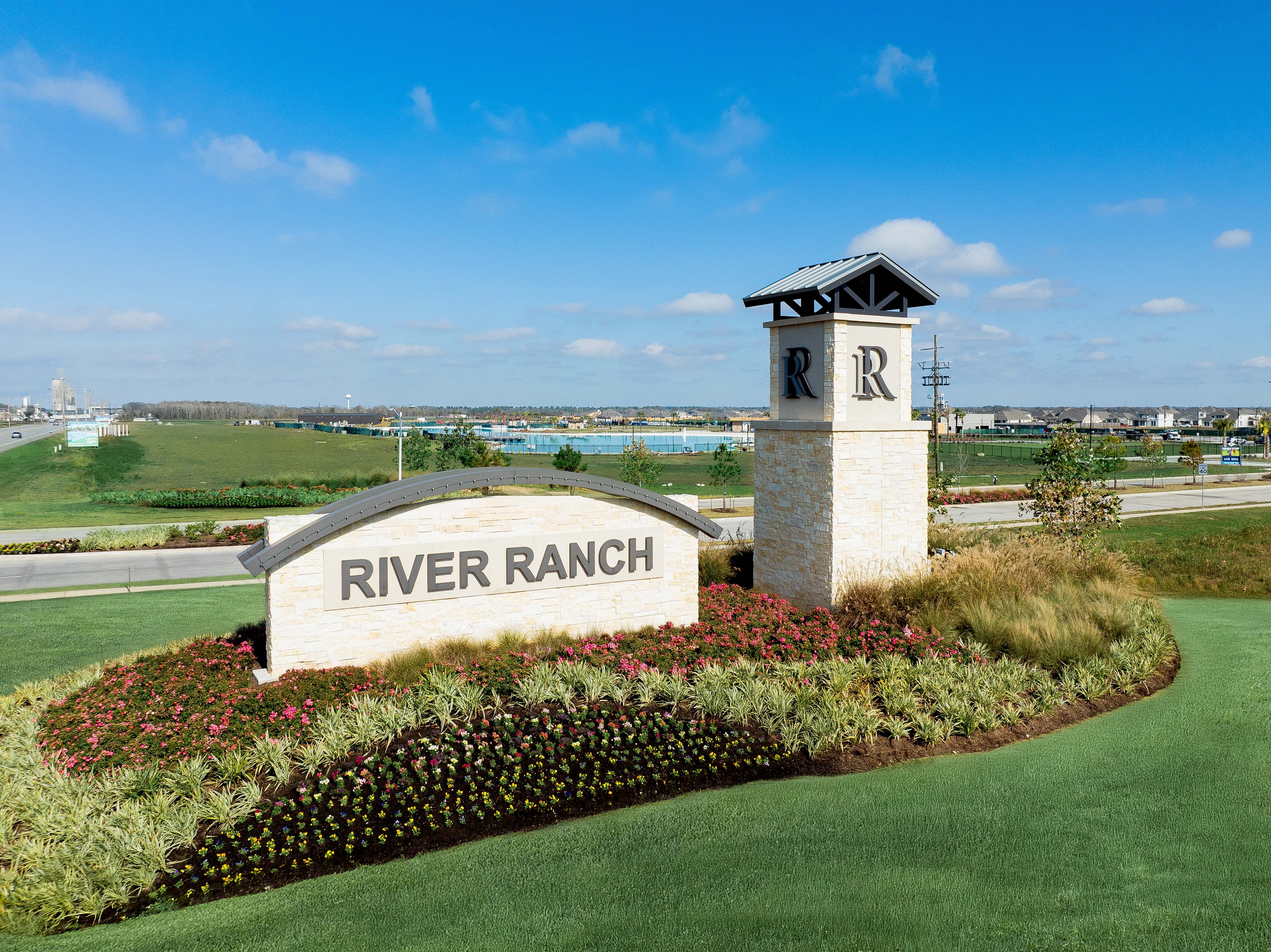 River Ranch entry monument