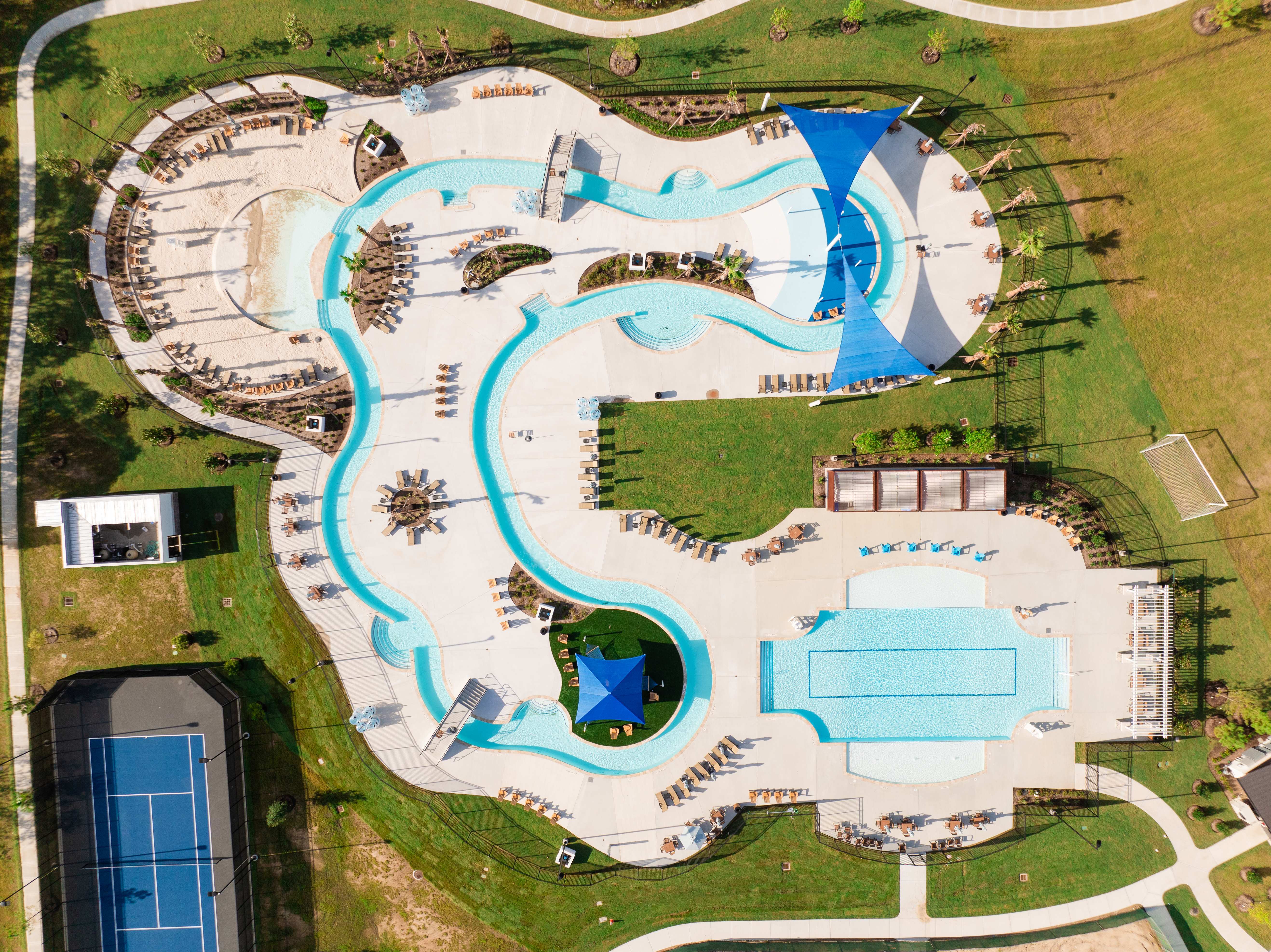 Sierra Vista Lazy River, Pool and Tennis Court