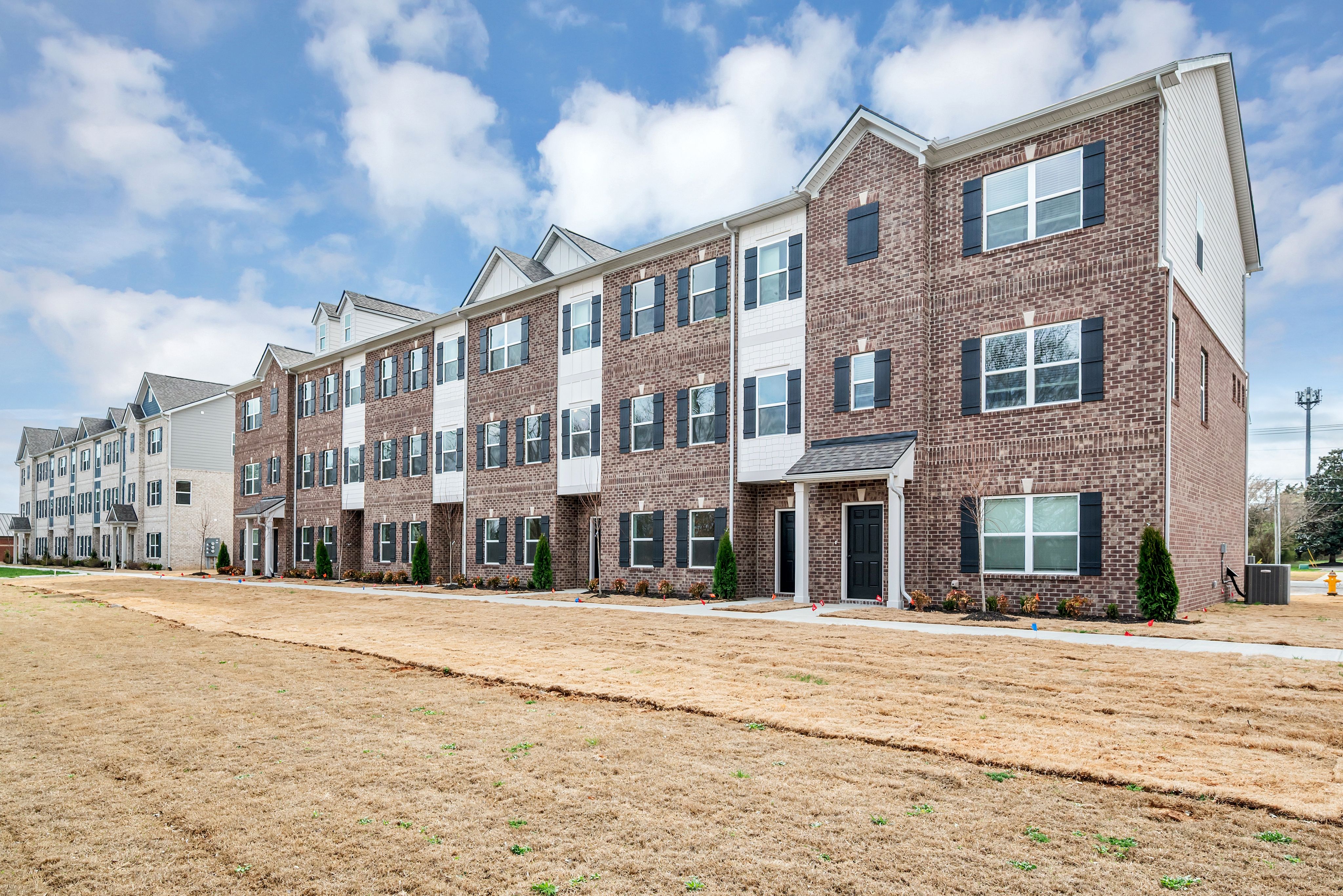 Sweetbriar Townhomes Exterior