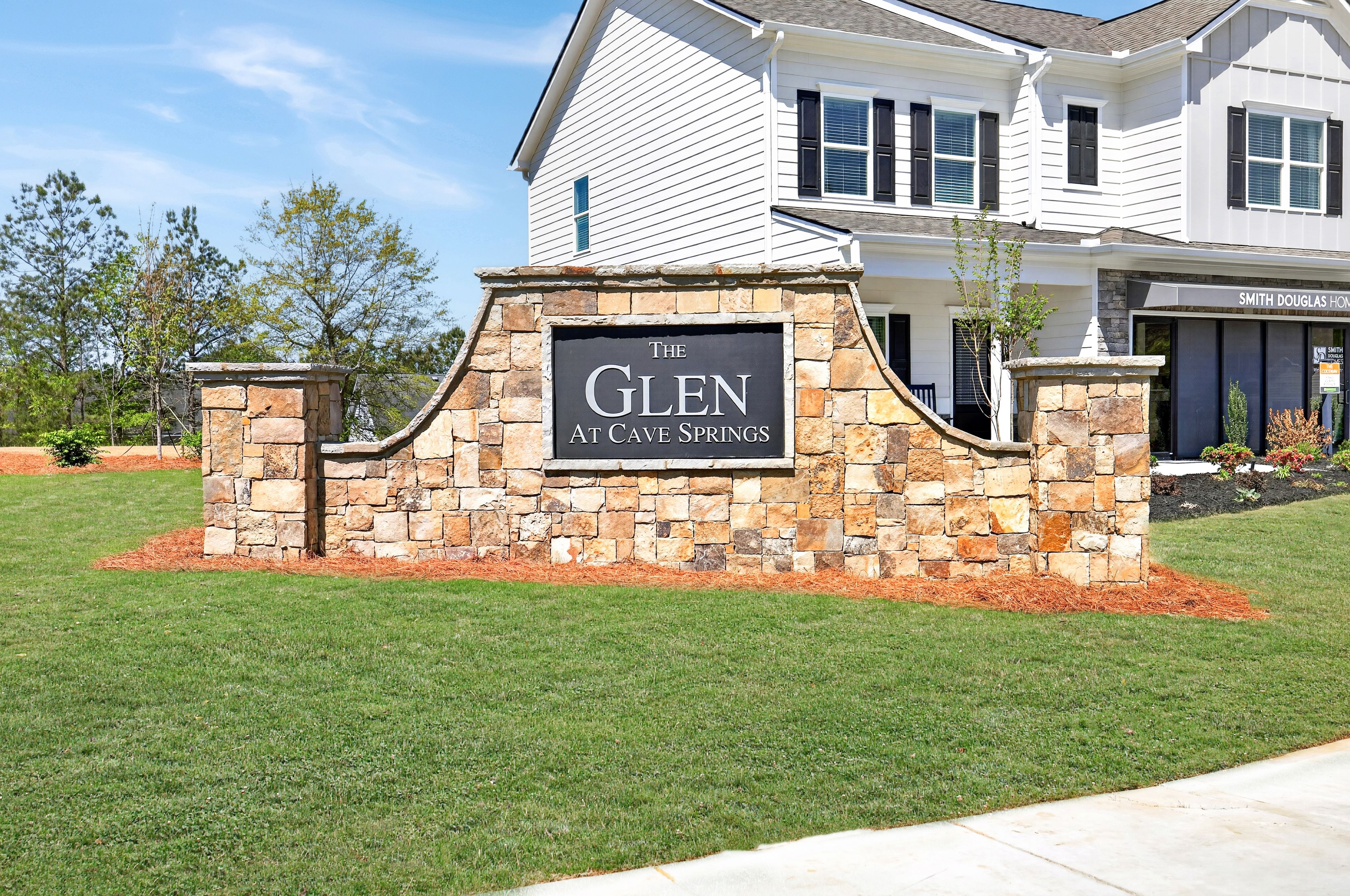 casa en Glen at Cave Springs por Smith Douglas Homes