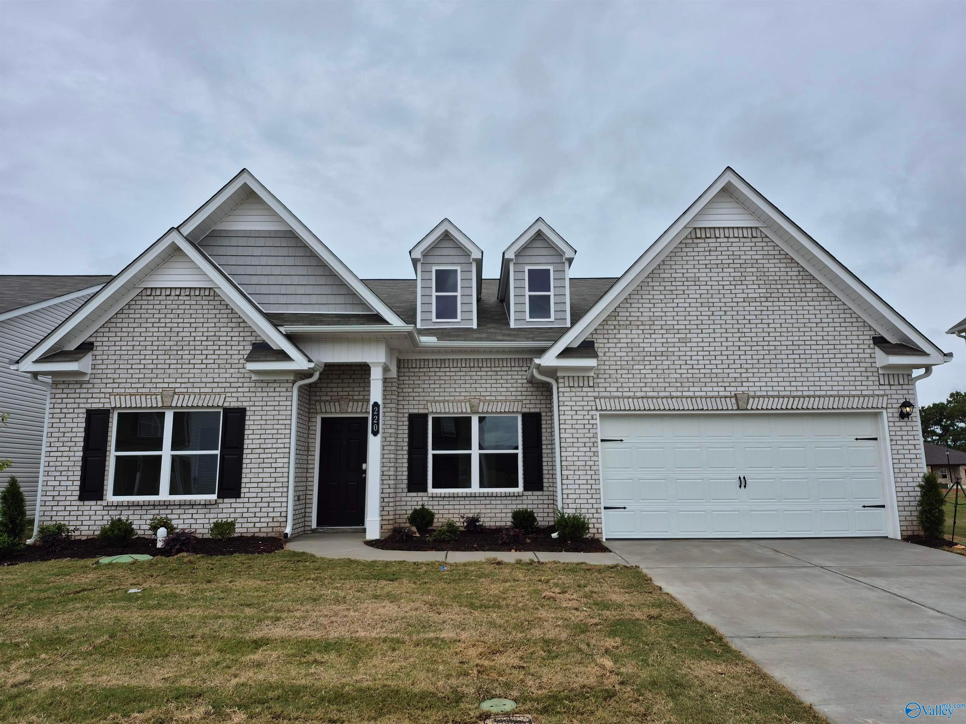 220 Roman Randall Road