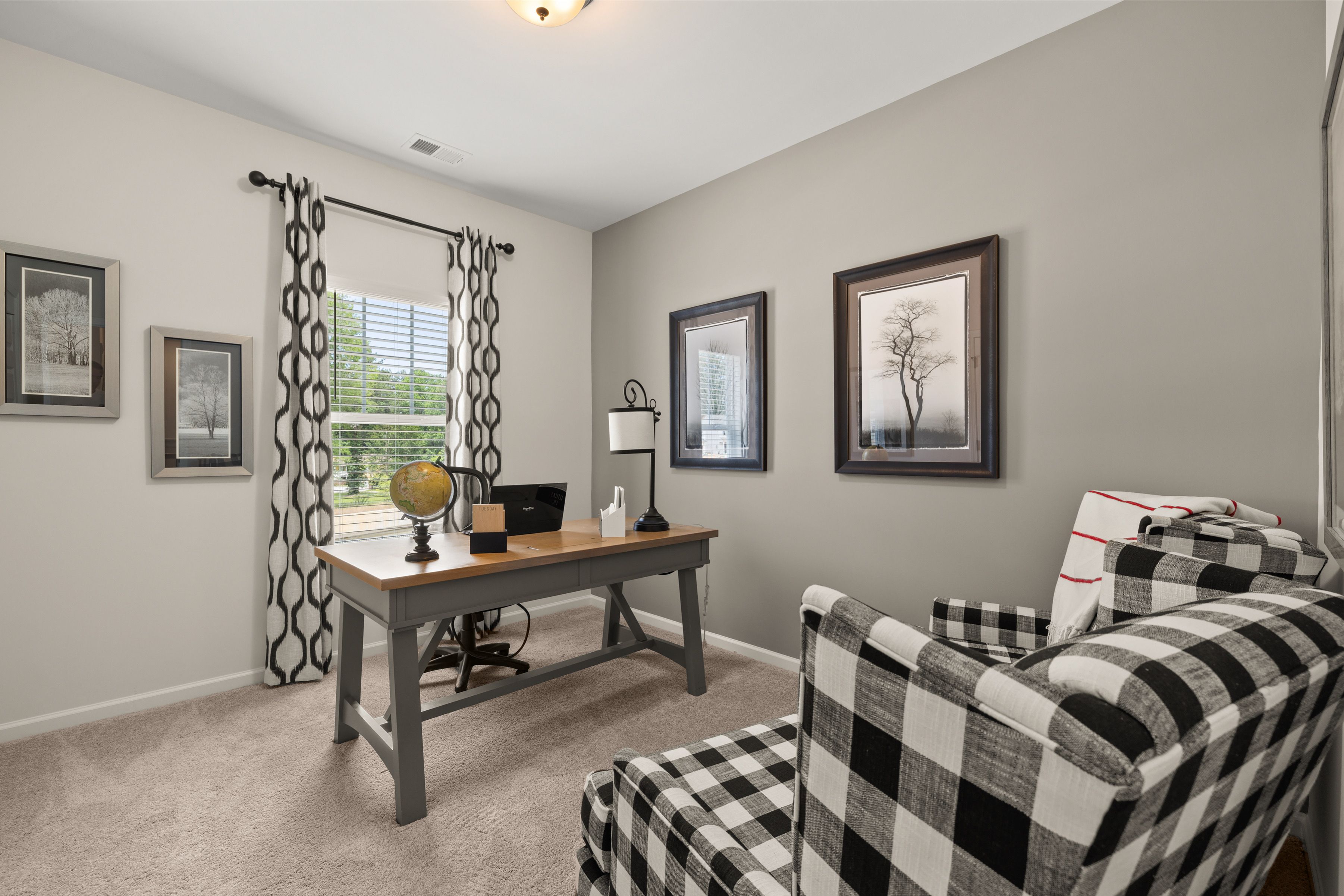 The Norwood II - Bedroom (Study)