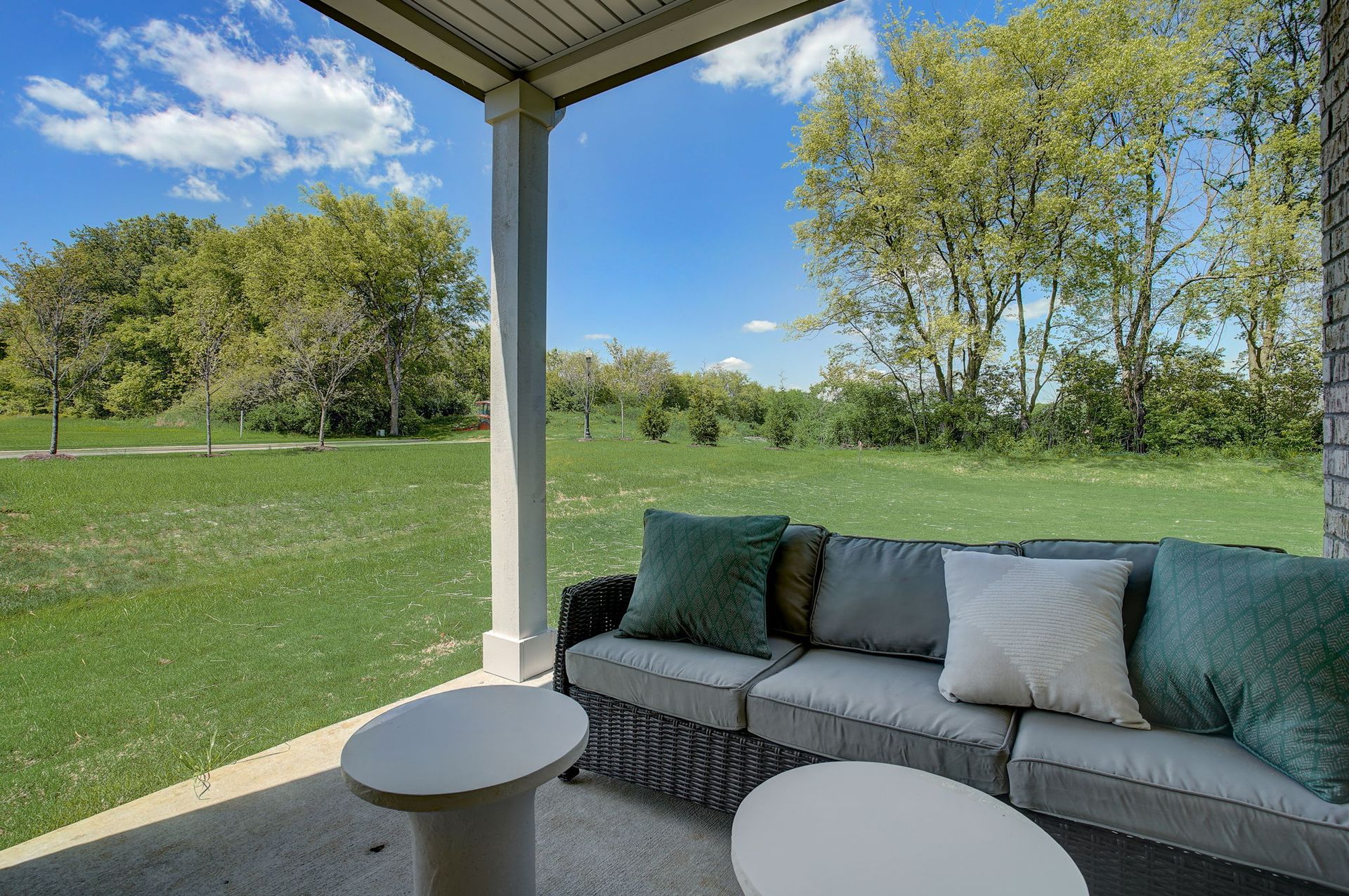 The Caldwell - Built-in Covered Patio