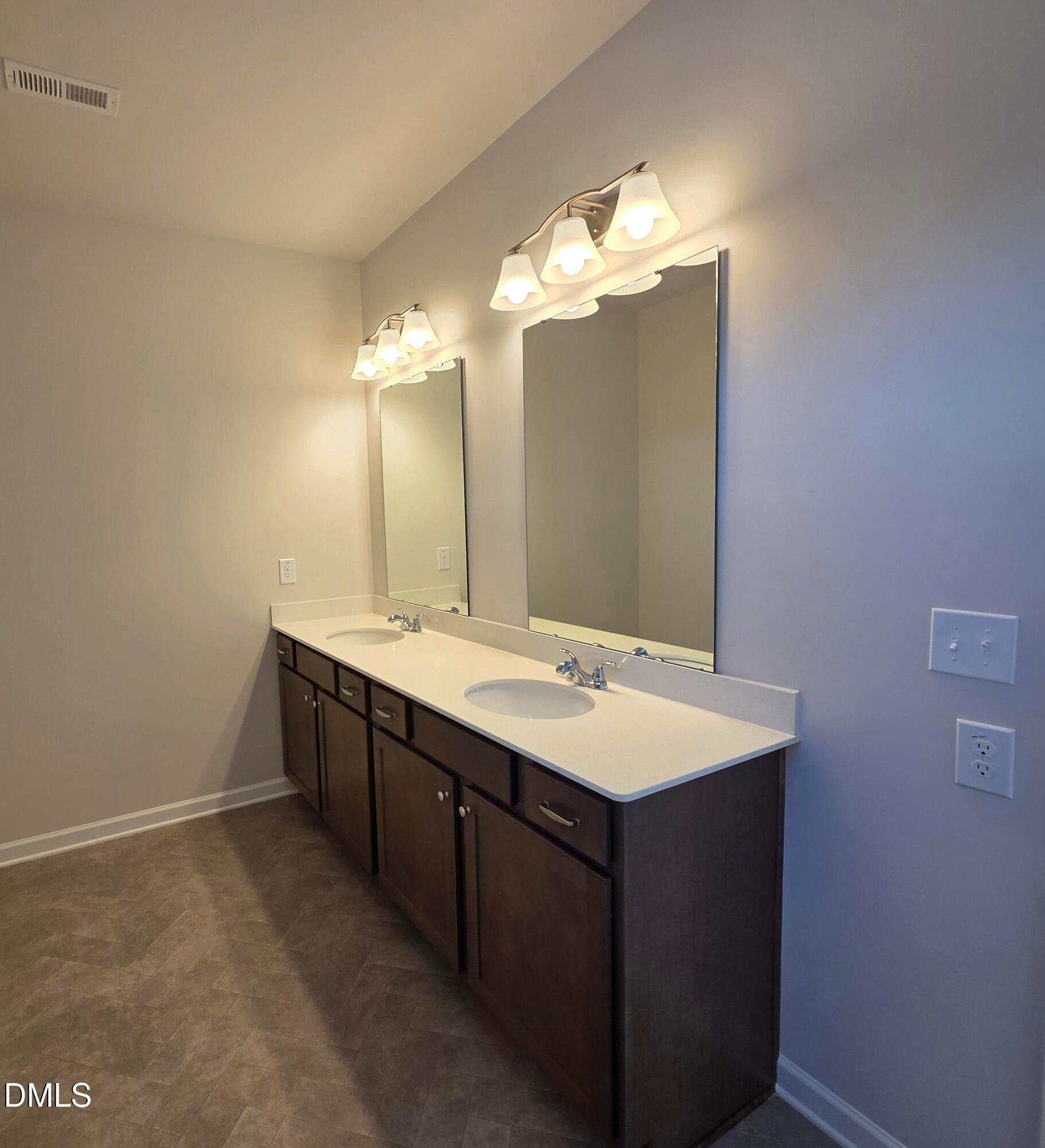 Ensuite with Dual Vanities