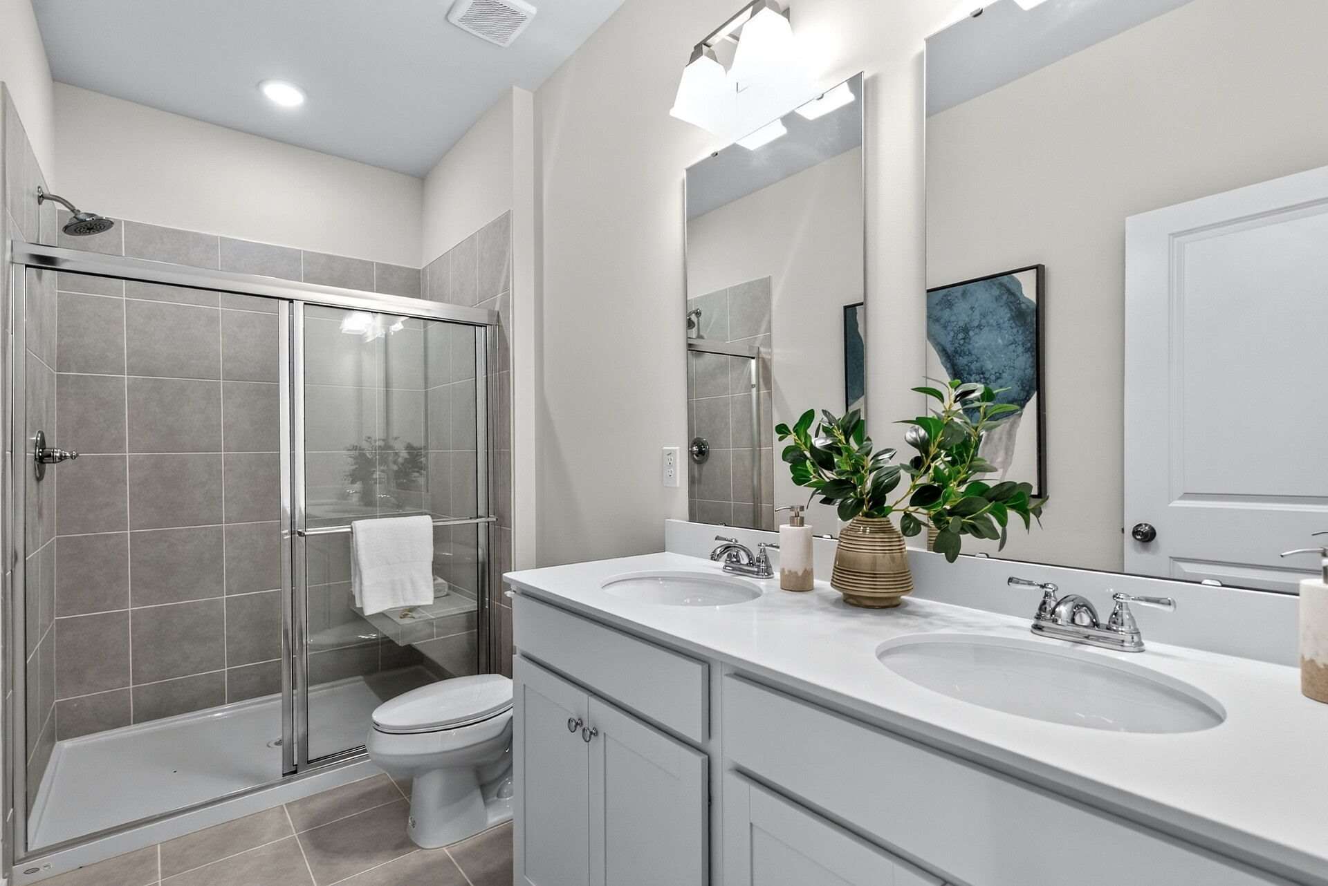 The Richmond - Primary Bath
