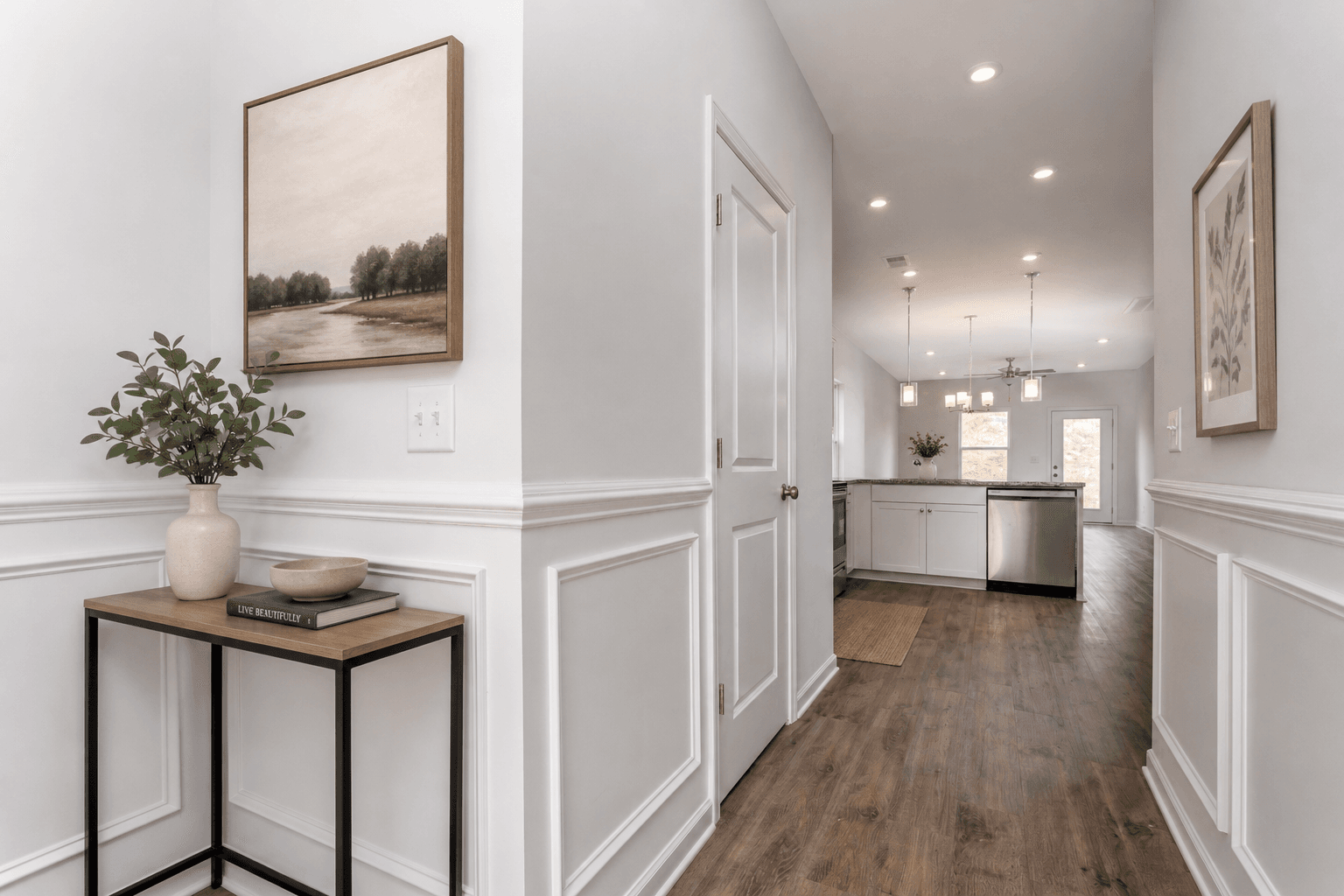 The Jasper Foyer