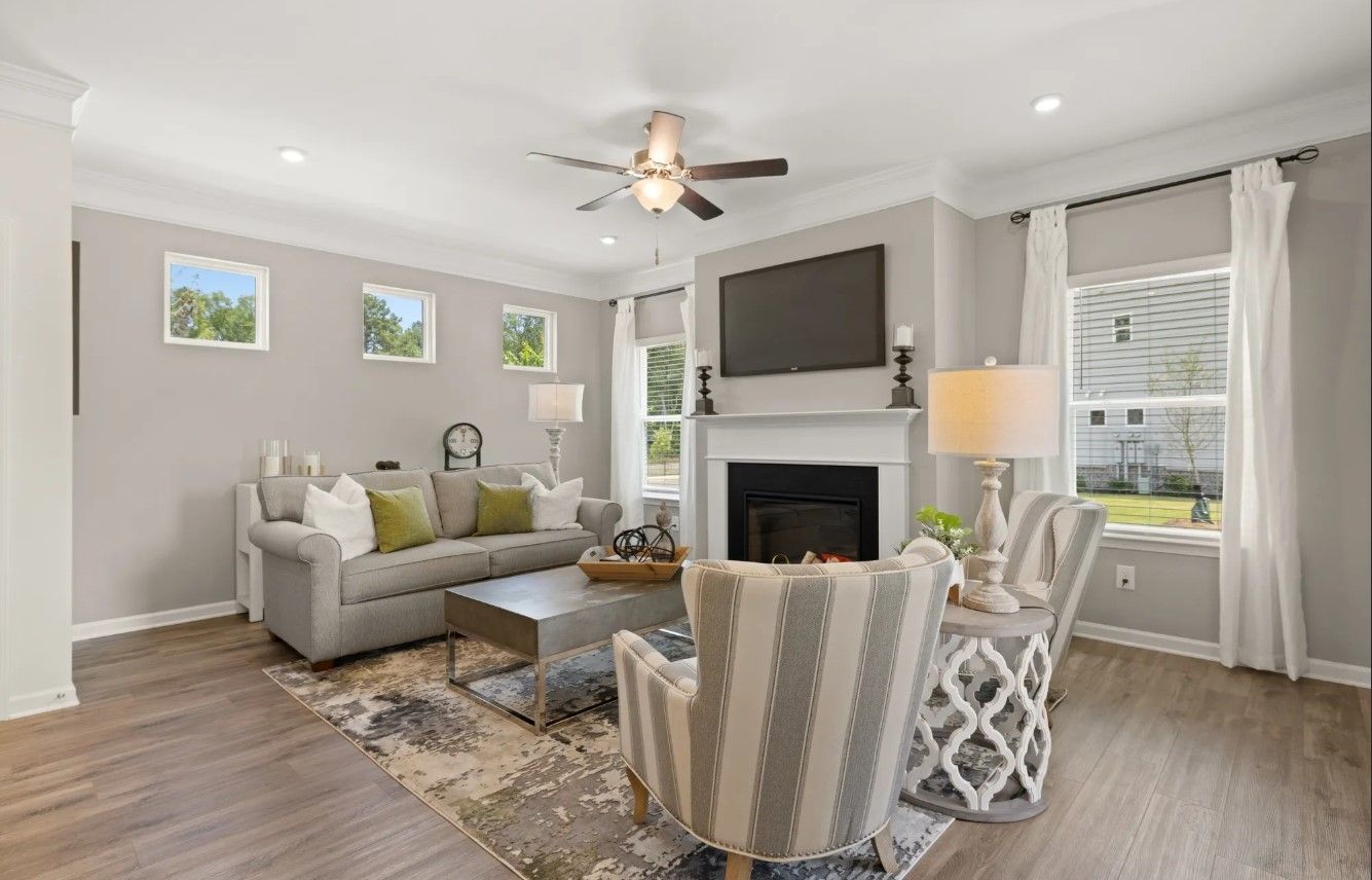 Sample floor plan image for illustration; upgrades, options, and colors may vary.