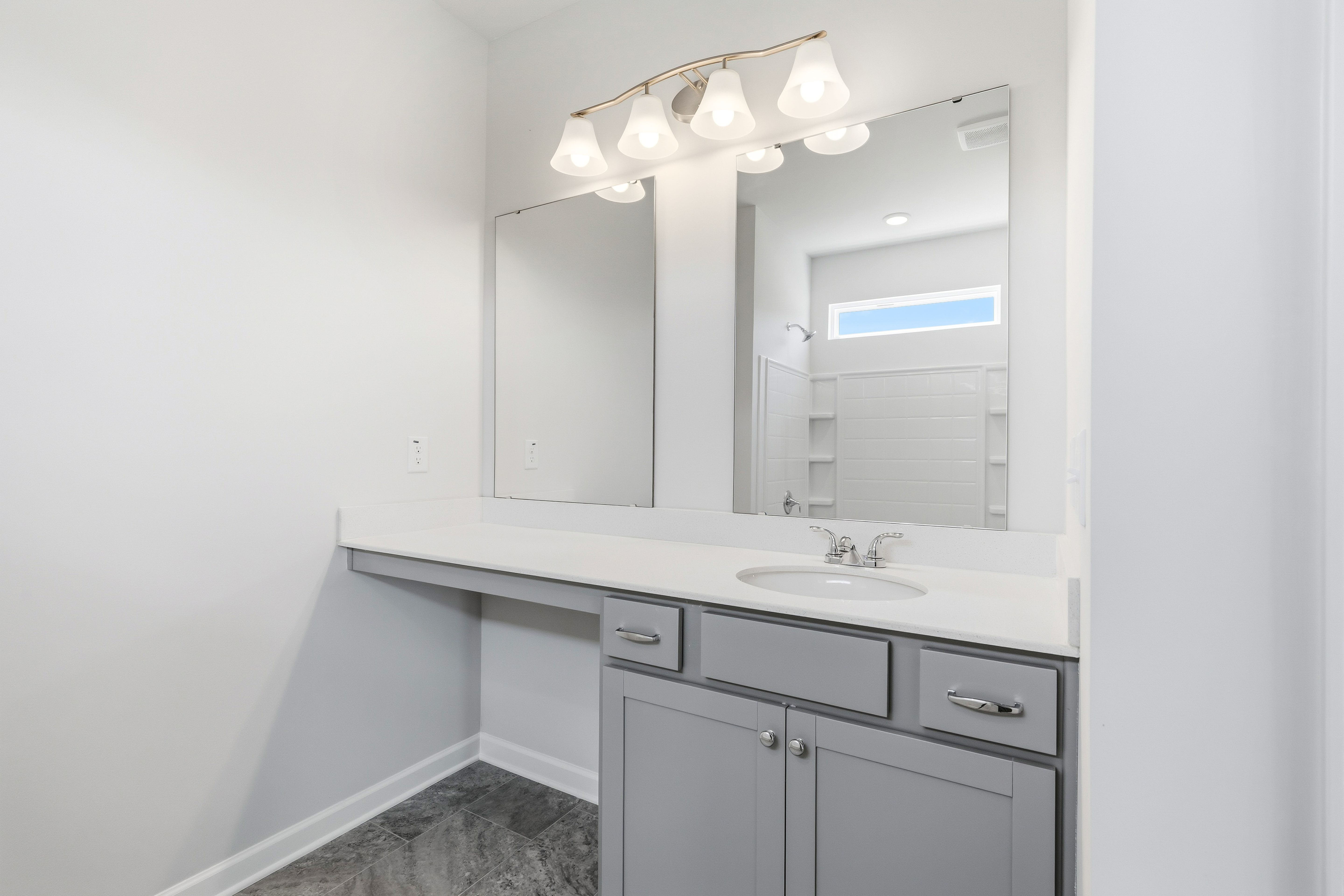Primary En-Suite