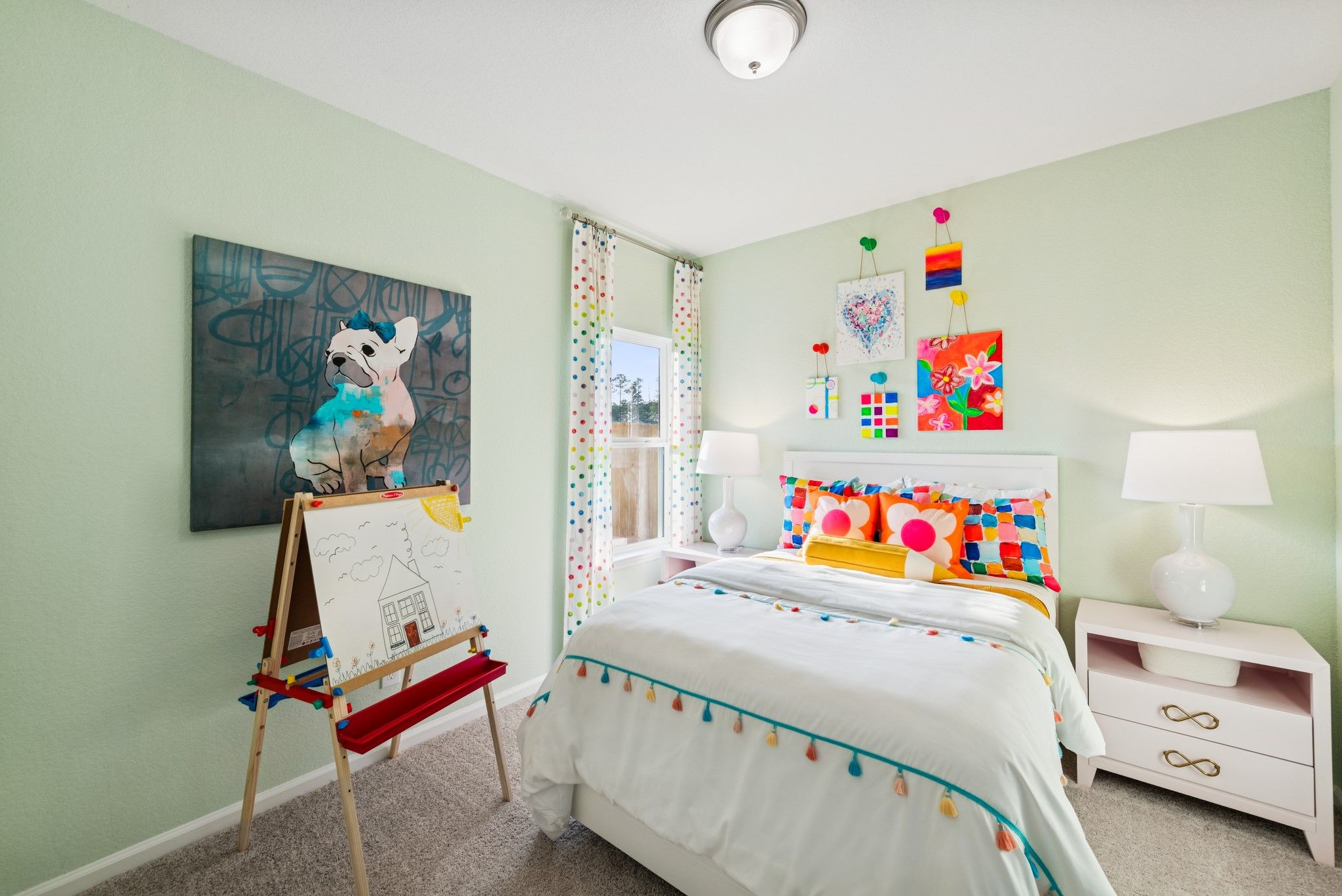 Bed 3. Sample image for illustration; upgrades, options, and colors may vary.