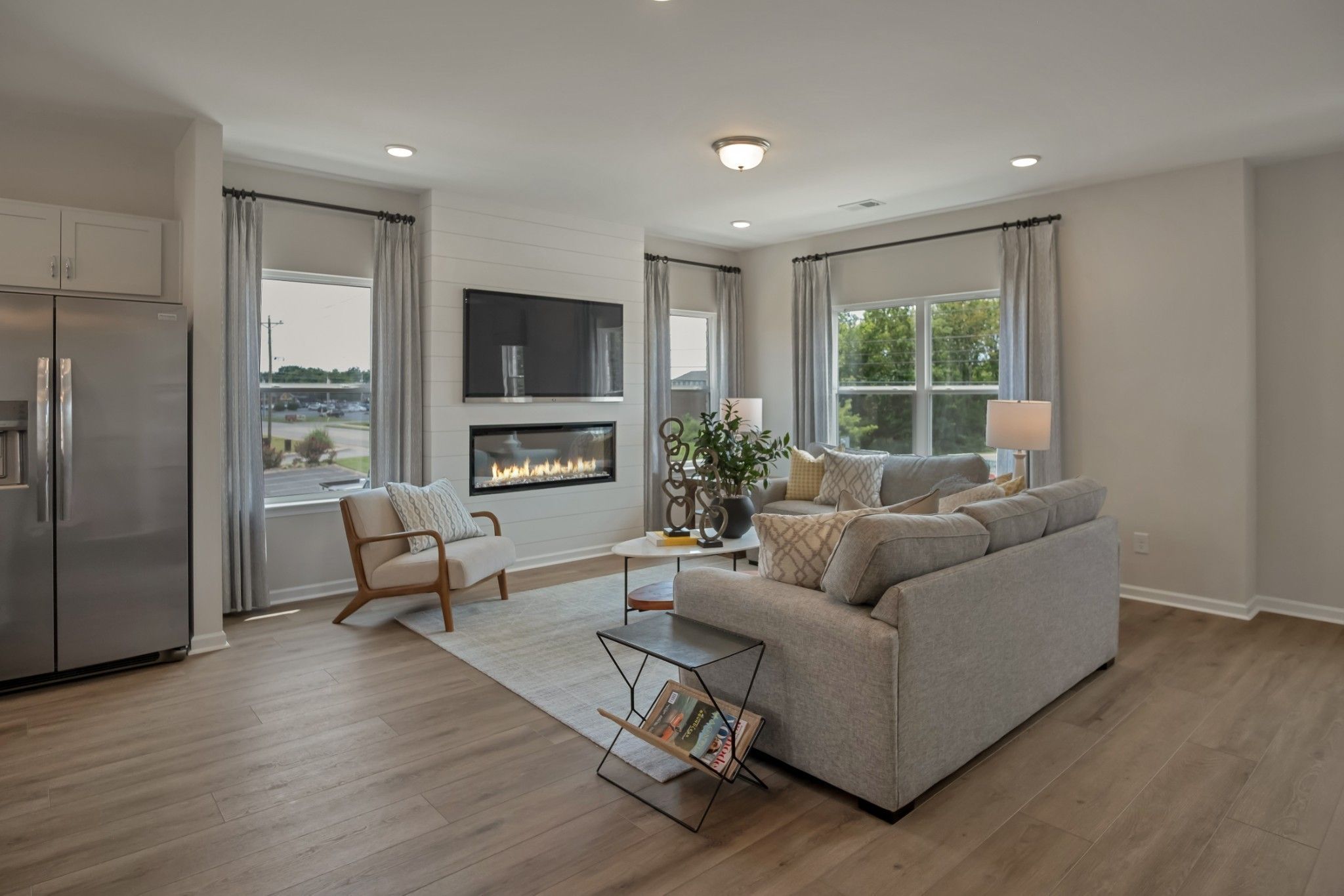 ALL PICS ARE OF THE SAME FLOOR PLAN, BUT NOT THE ACTUAL UNIT.