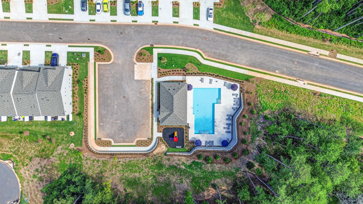 Enoy Jameson Towns Pool
