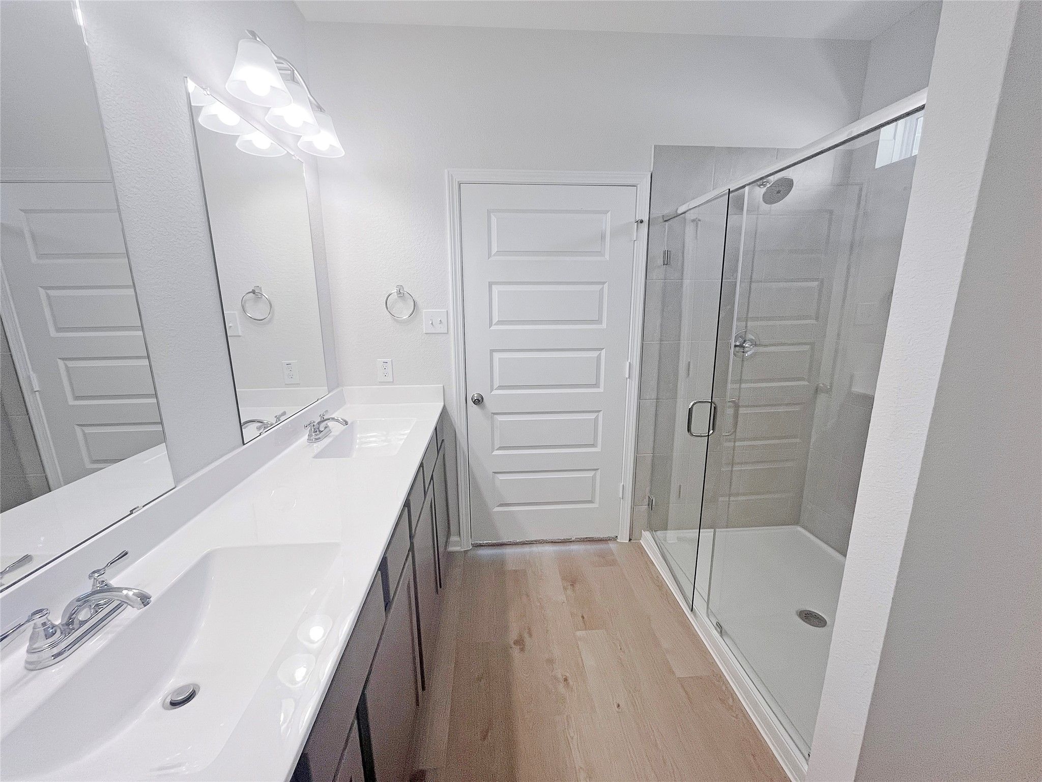 The Robin II- Primary Bathroom. Sample image to be used for example only, colors, options and upgra