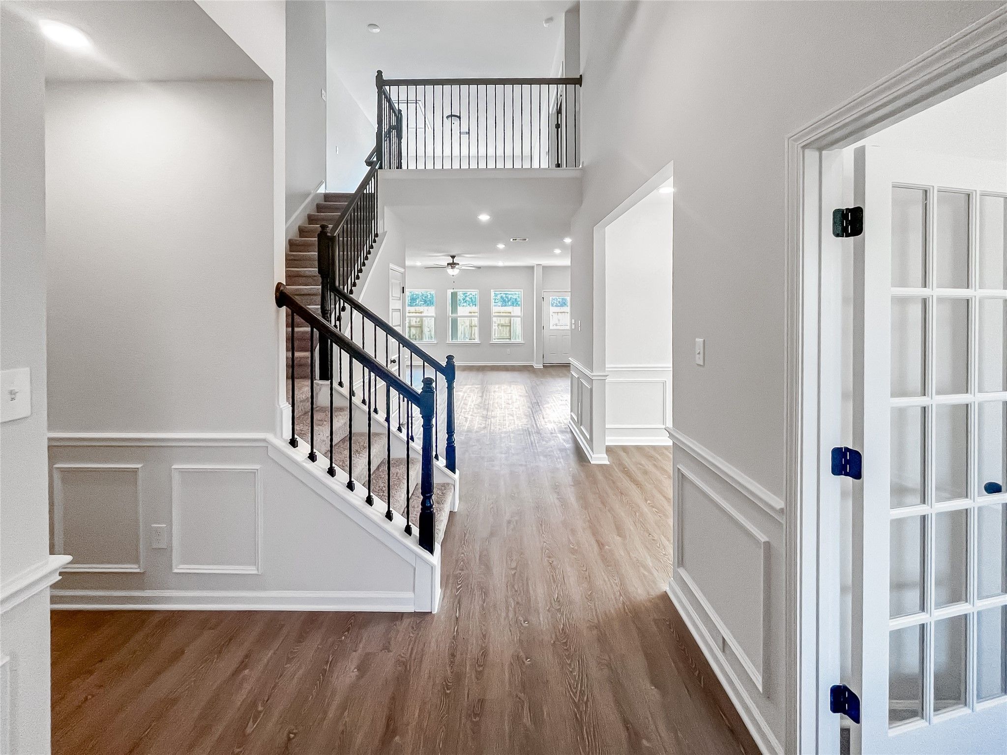 The Princeton II- Foyer.