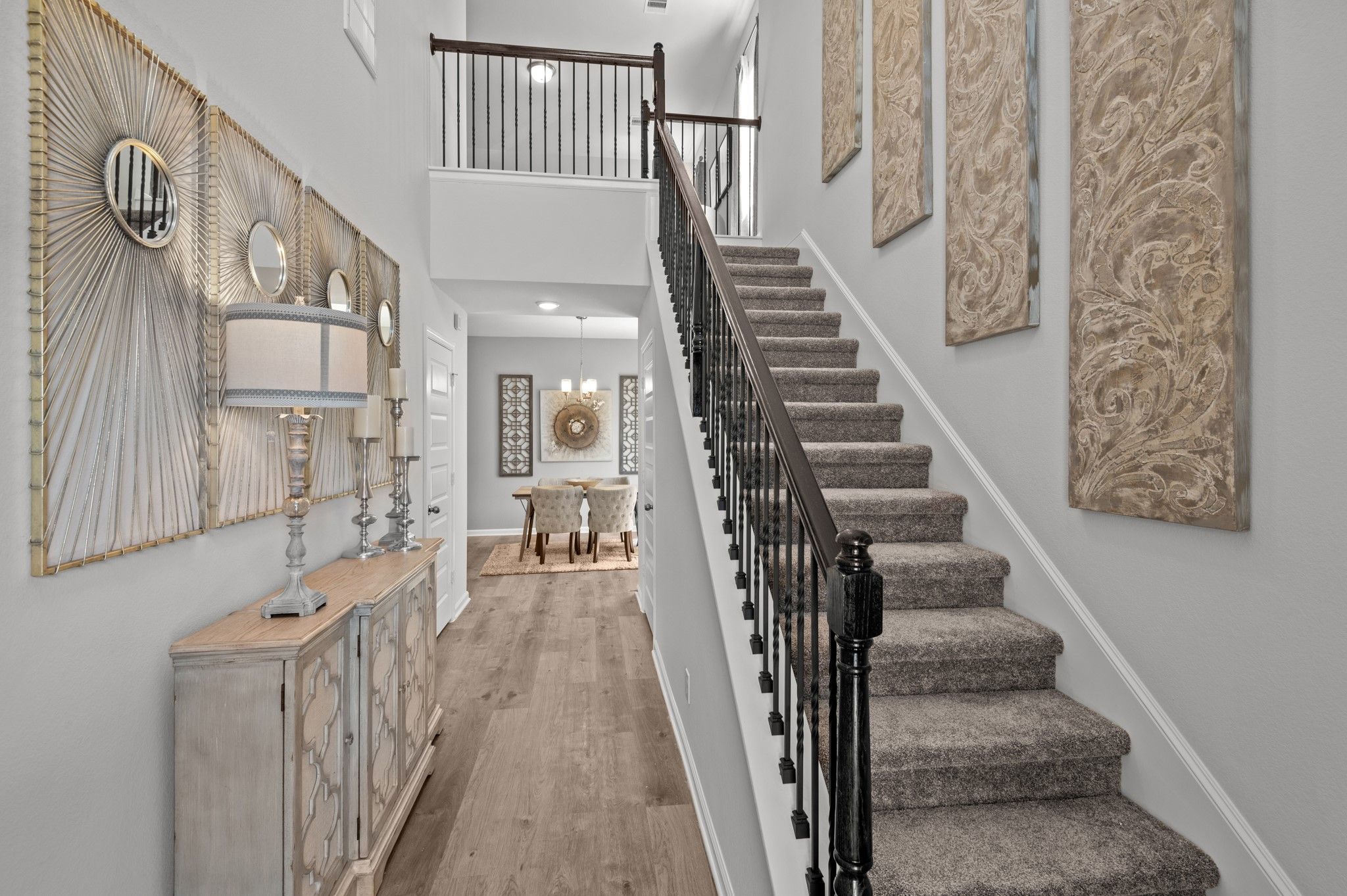 The Sparrow II- Foyer. Sample image for illustration; upgrades, options, and colors may vary.