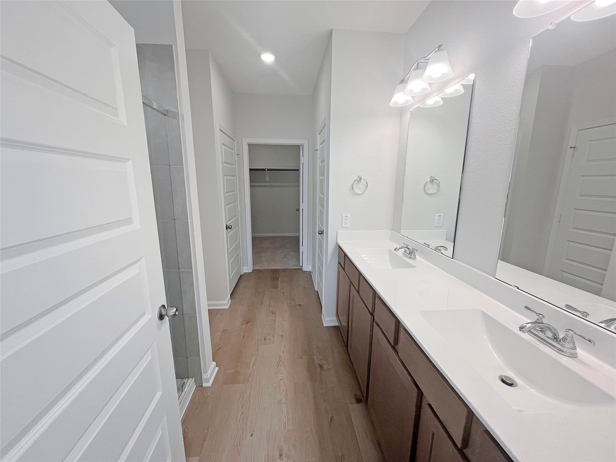 The Robin II- Primary Bathroom. Sample image to be used for example only, colors, options and upgra