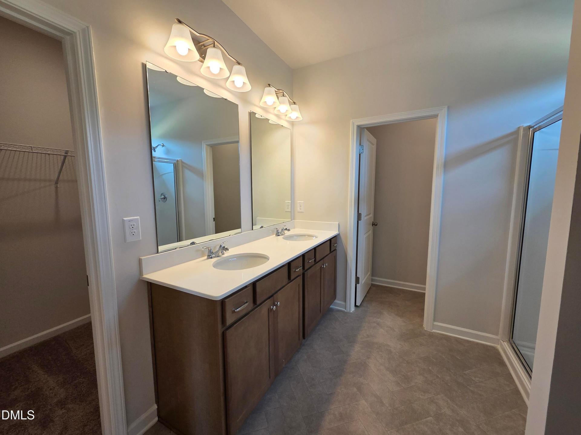 Dual Vanity