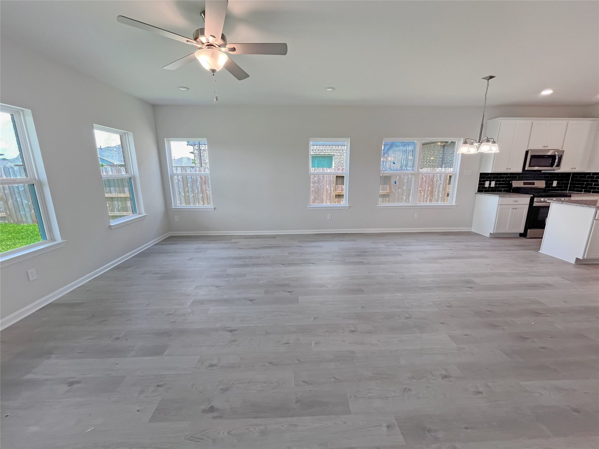 The Georgetown II- Family Room. Sample image for illustration; upgrades, options, and colors may va