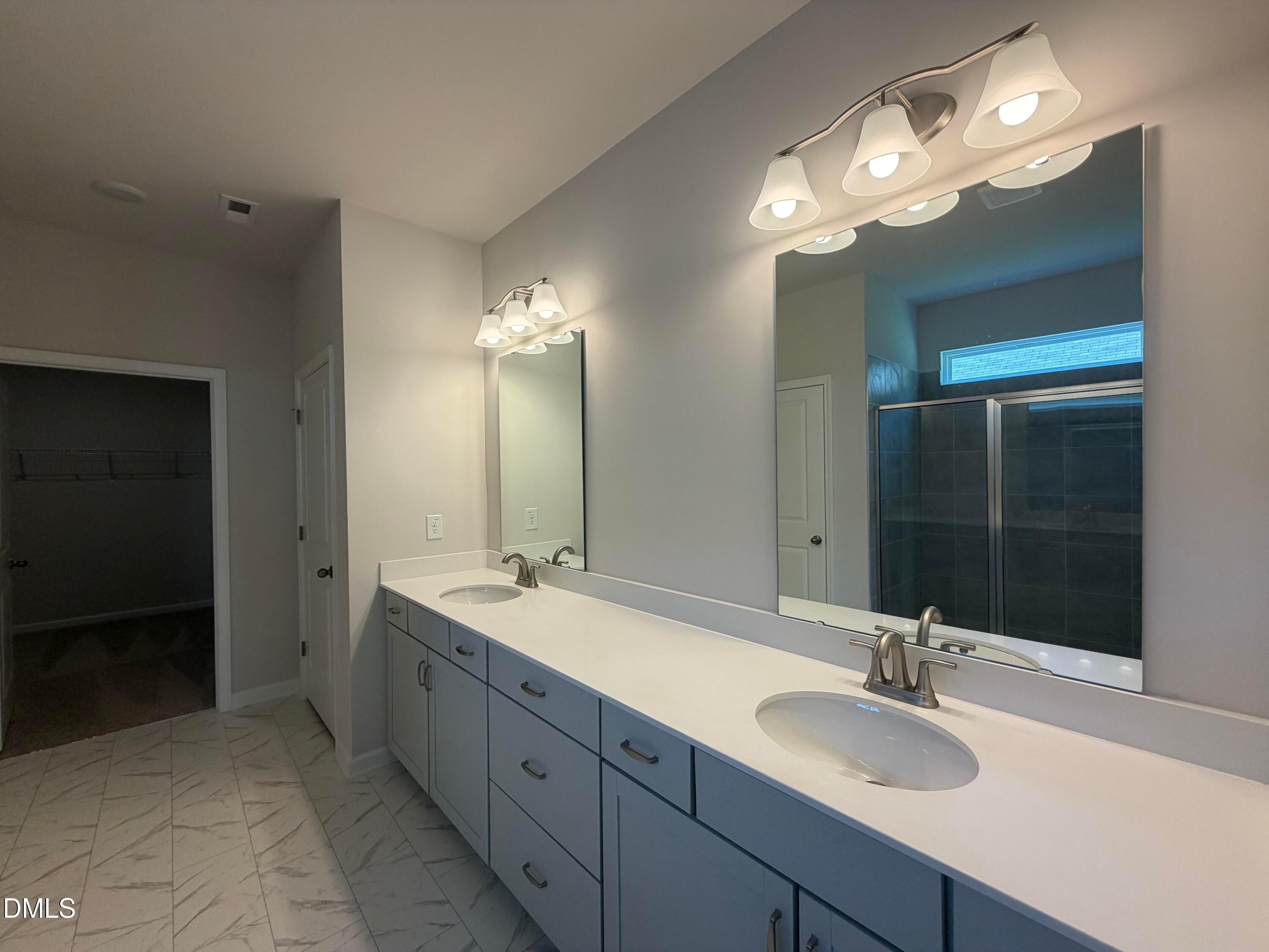 Dual Vanity Quartz Countertop