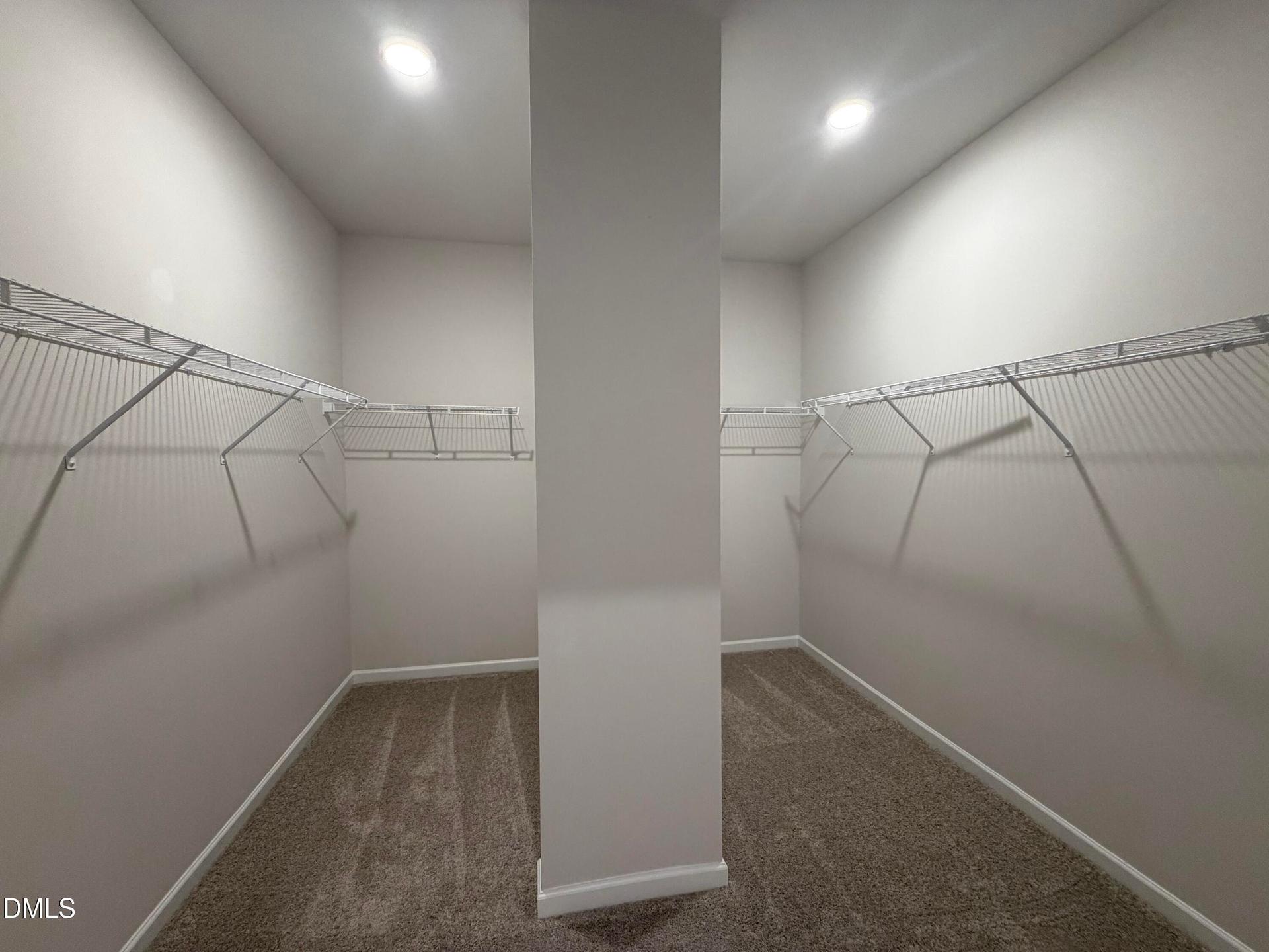 Dual Closet