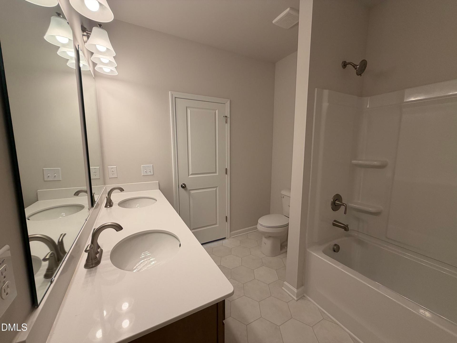 Dual Vanity
